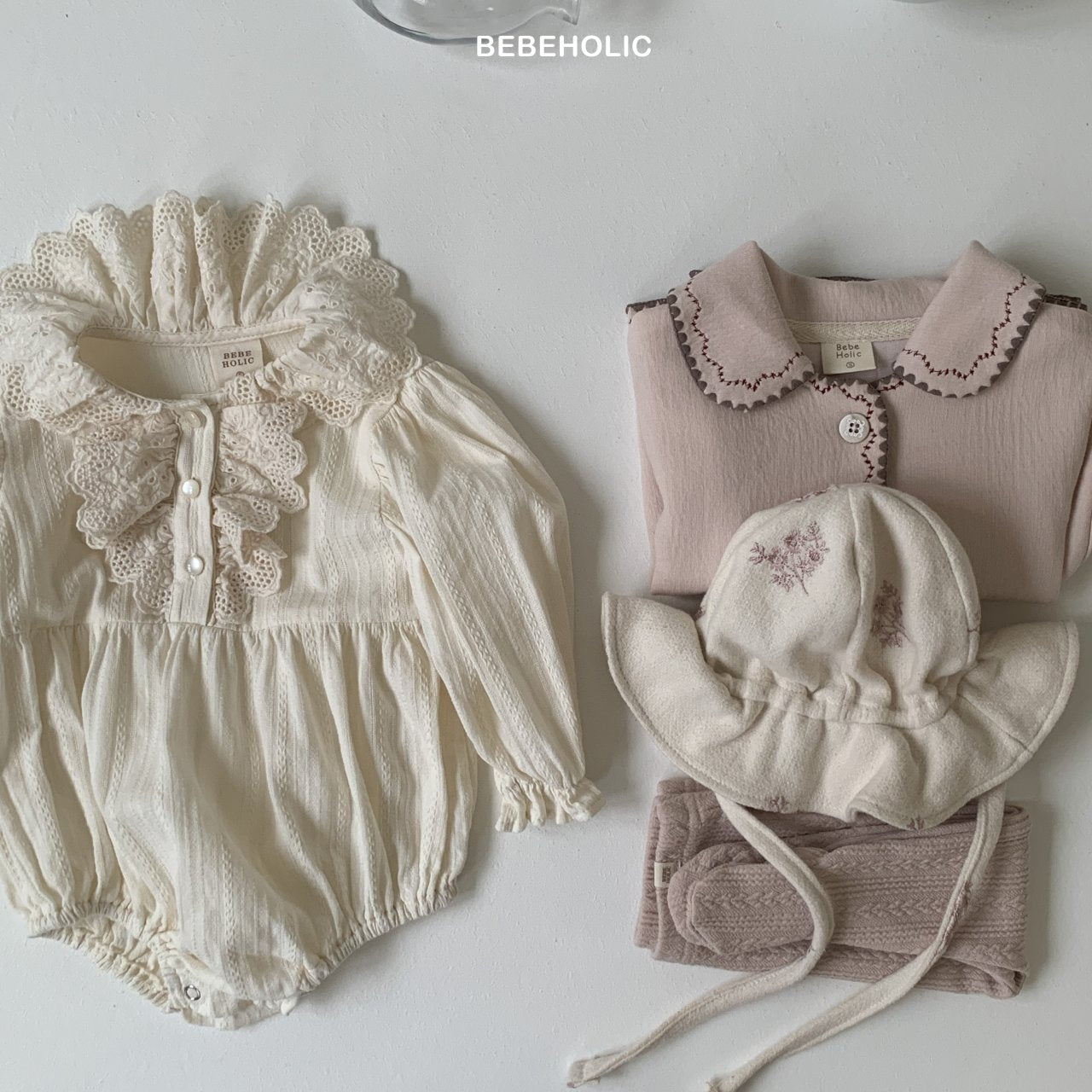 ［bebe holic］Prim lace rompers