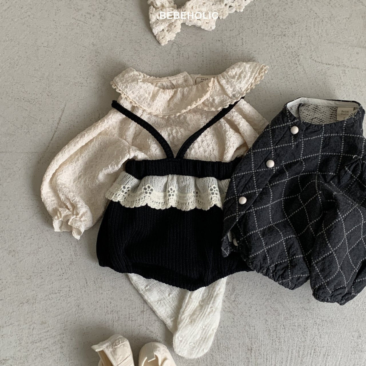 ［bebe holic］Pompon lace suspender bloomer