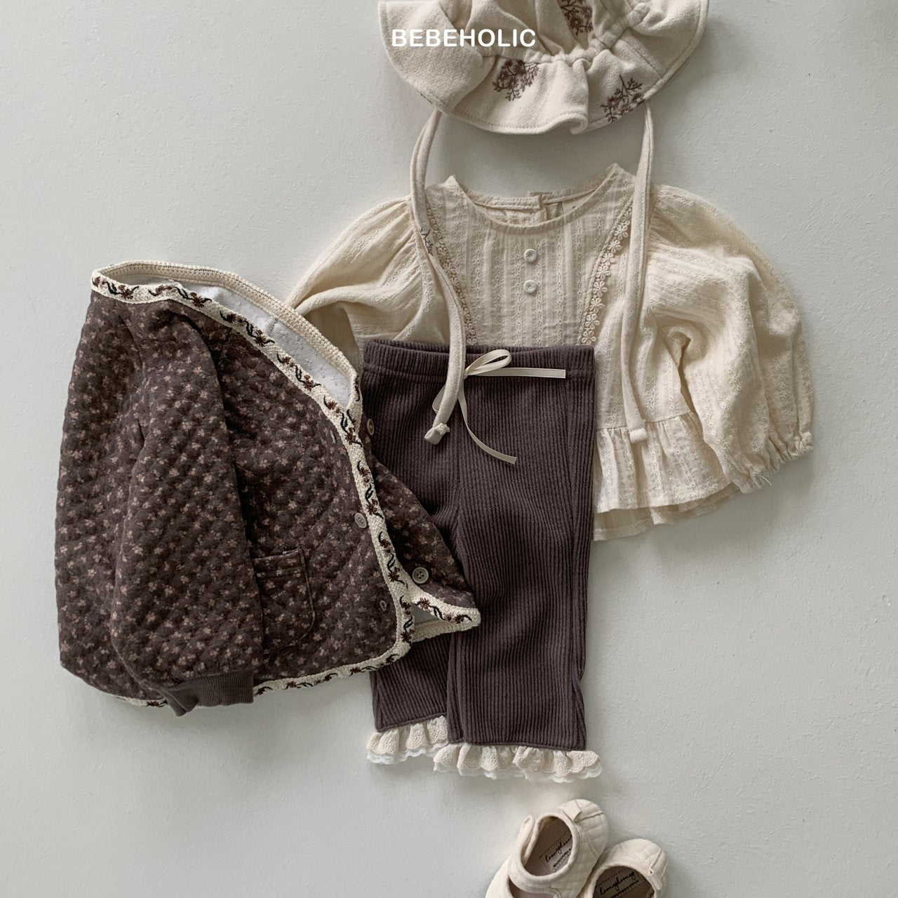 ［bebe holic］Double lace flare pants