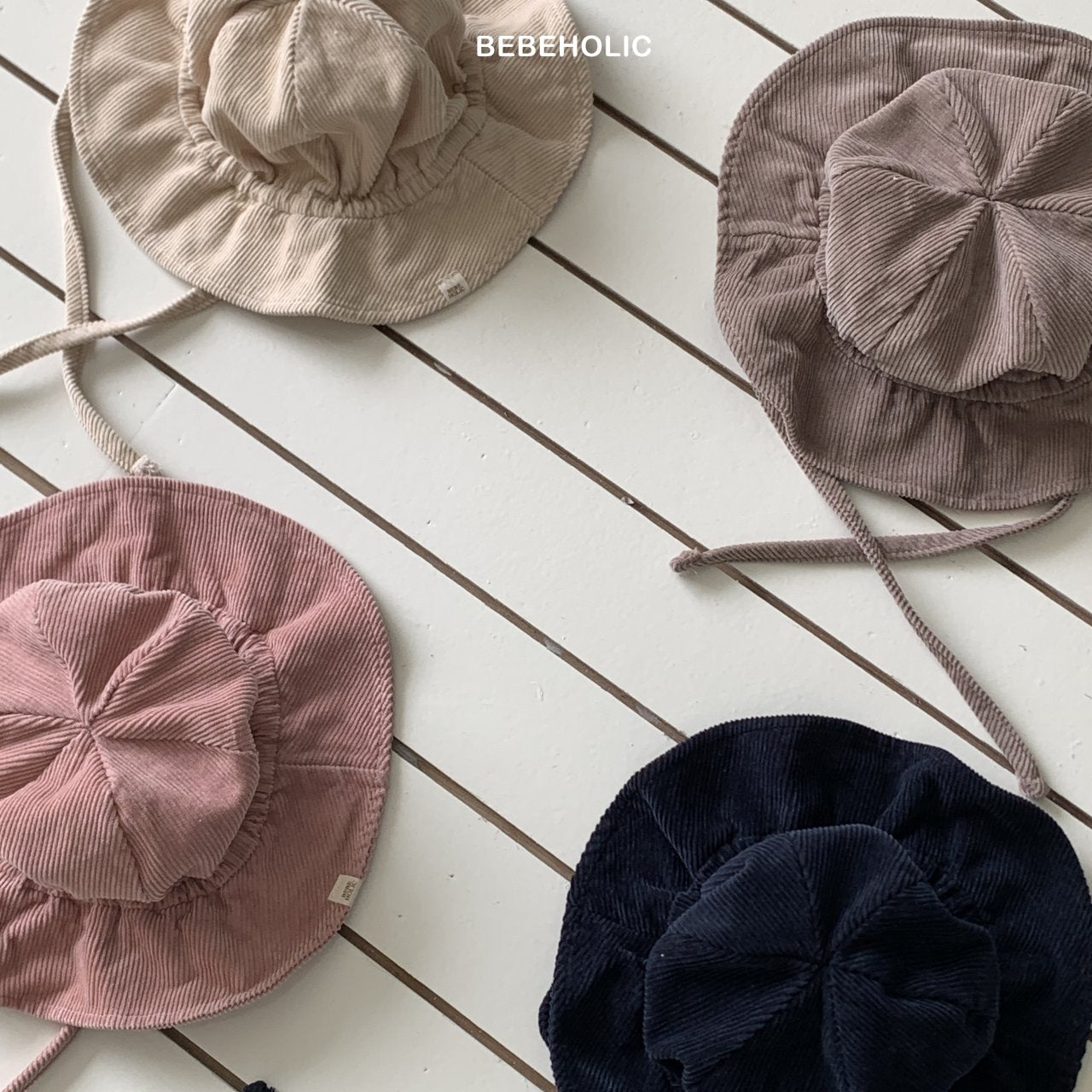 ［bebe holic］Mini corduroy bucket hat