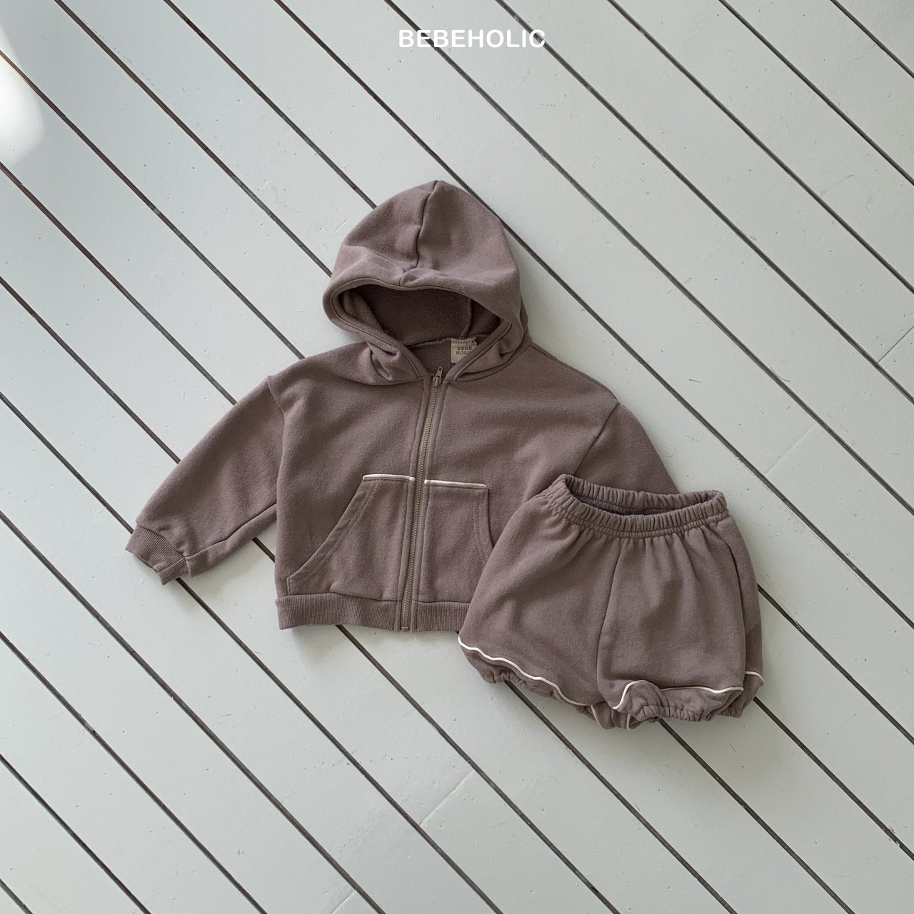 ［bebe holic］Line hoodie