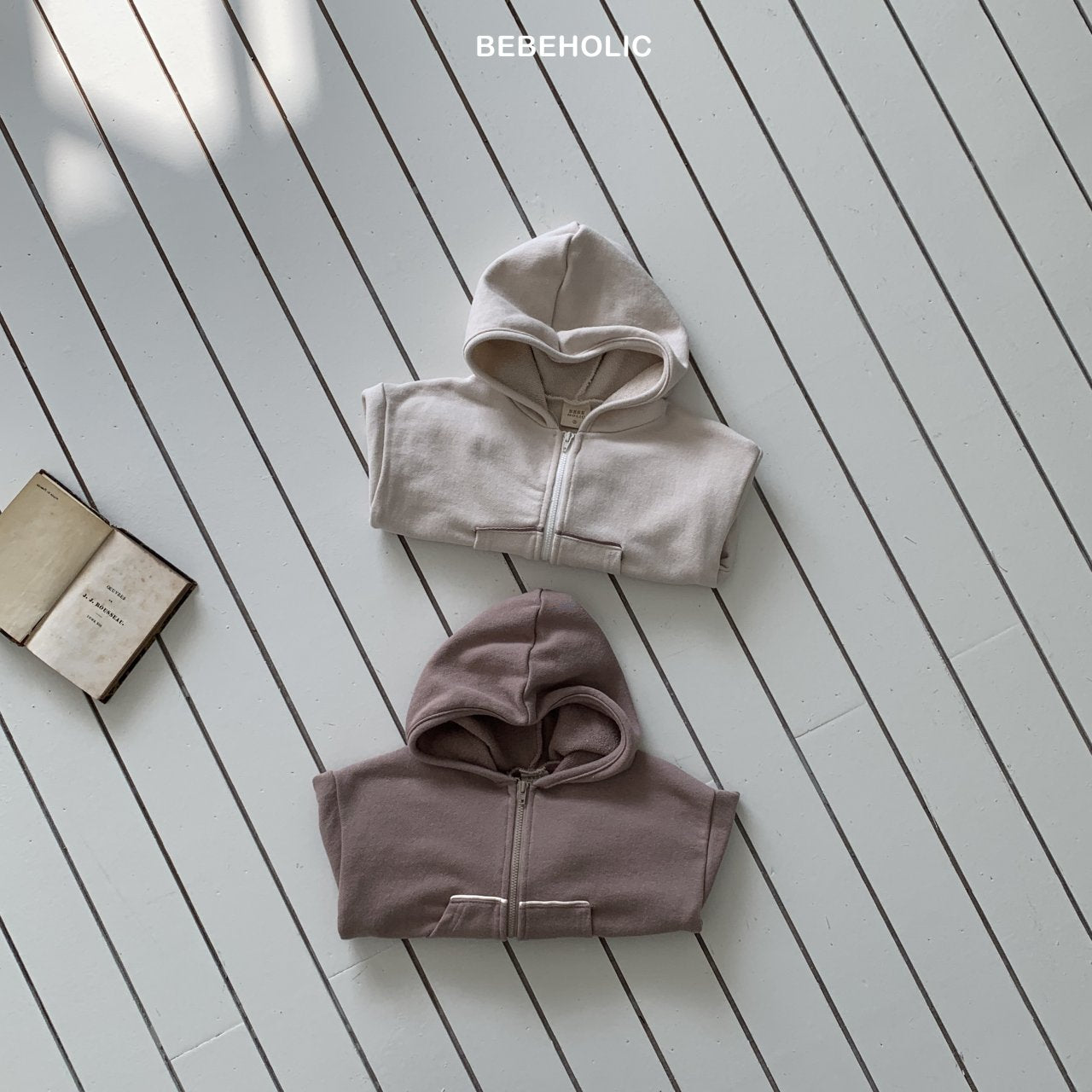 ［bebe holic］Line hoodie