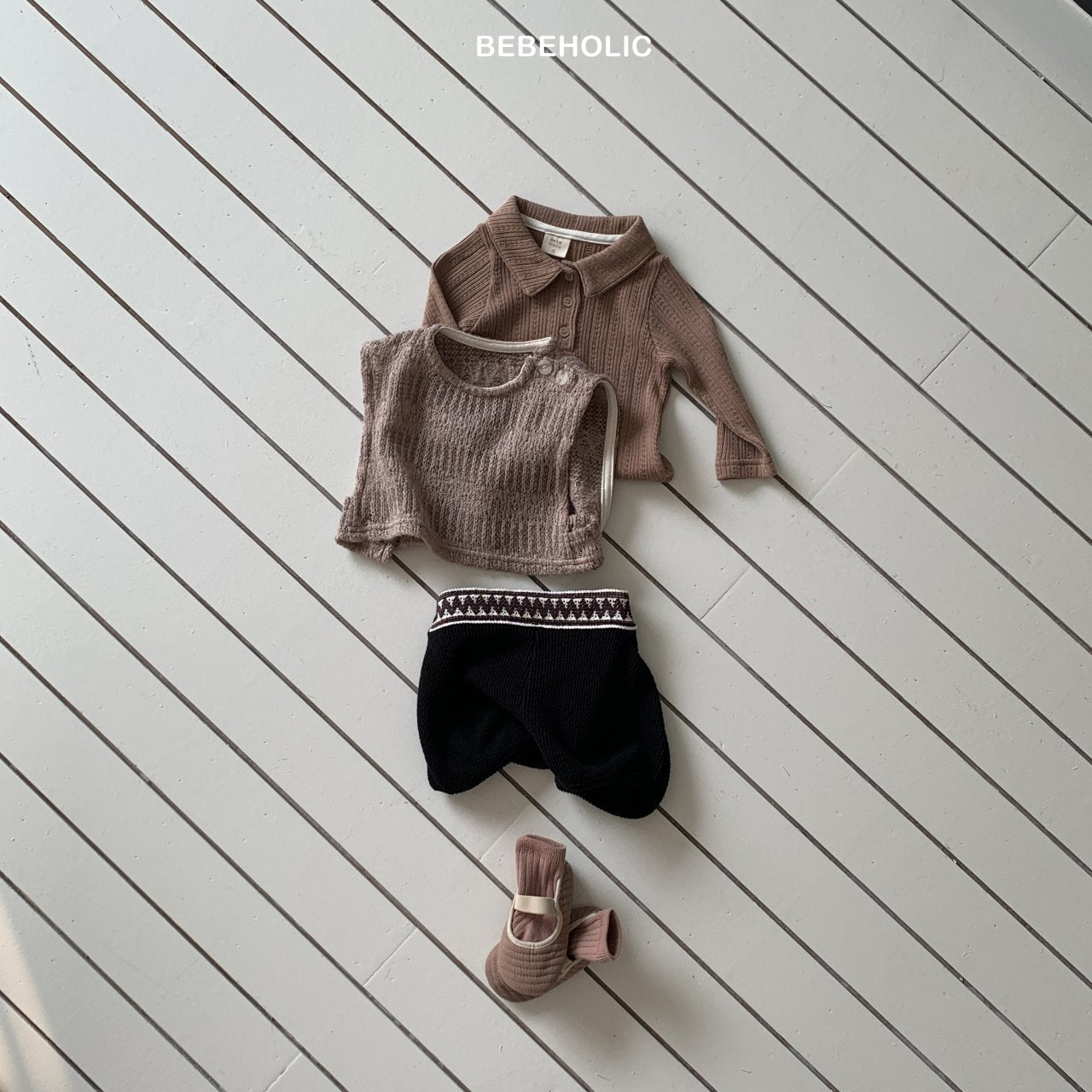 ［bebe holic］Acon collar tops