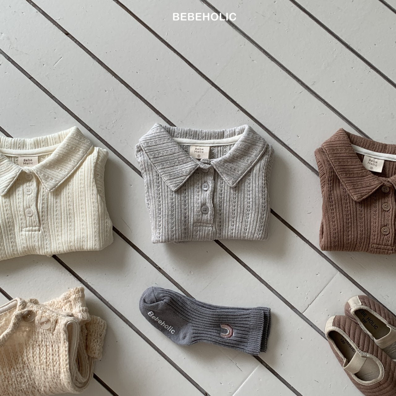 ［bebe holic］Acon collar tops