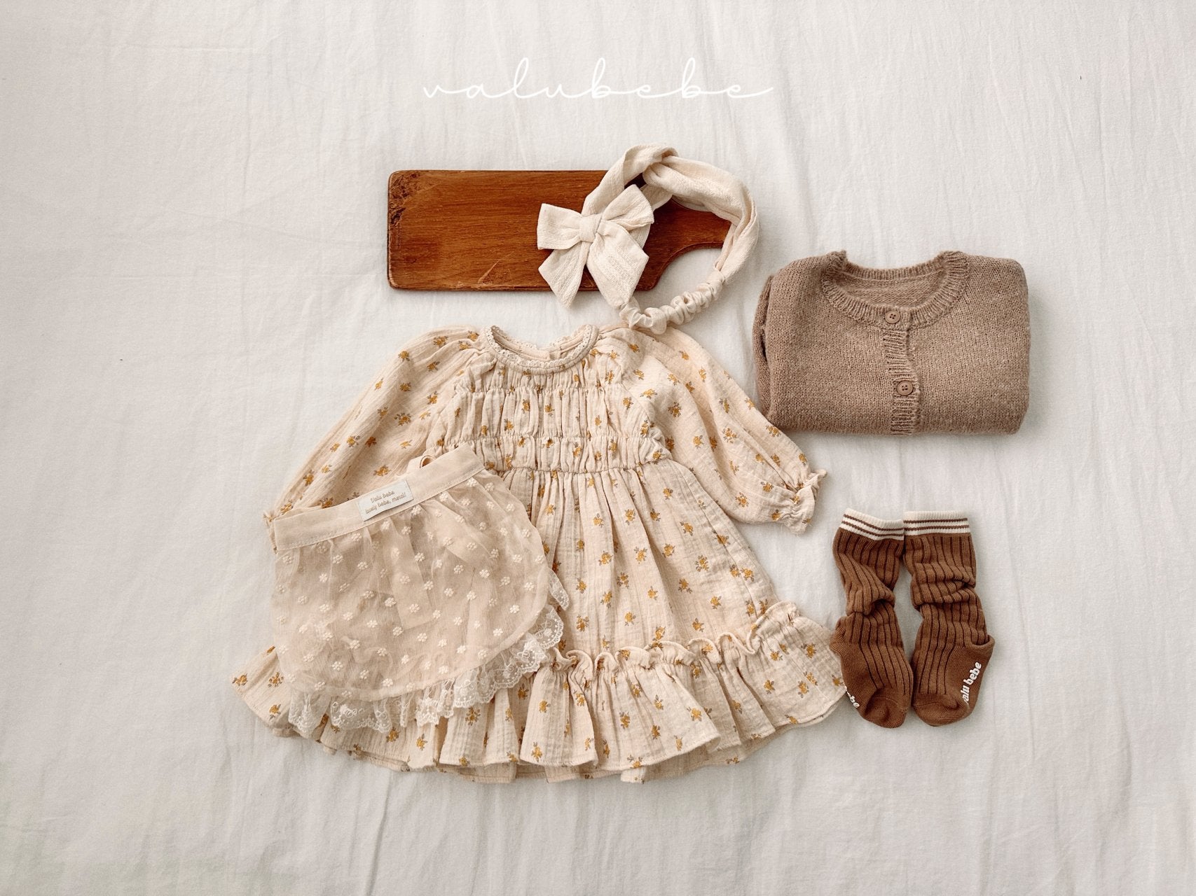 ［valubebe］Layered apron (baby)
