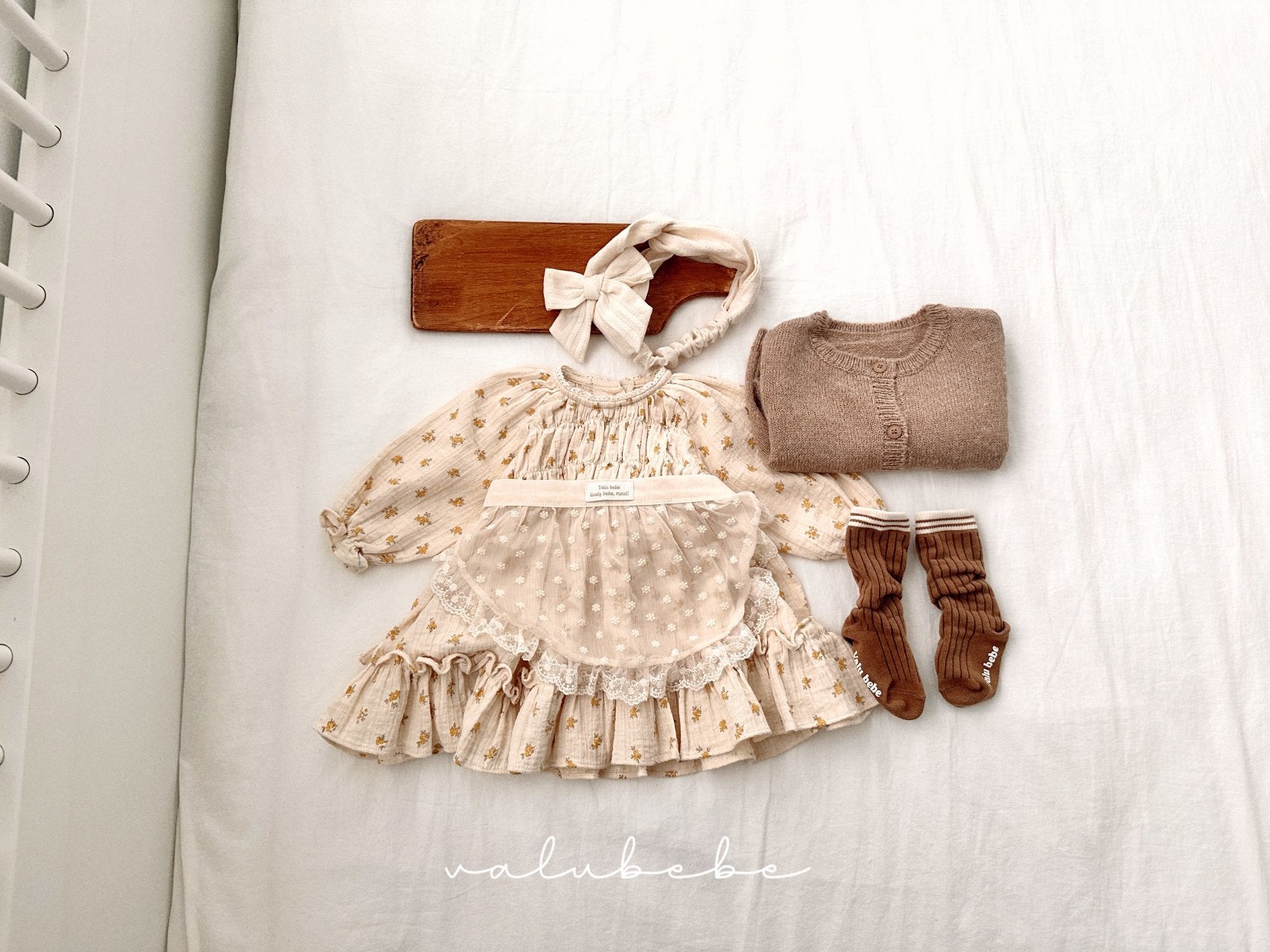 ［valubebe］Layered apron (baby)