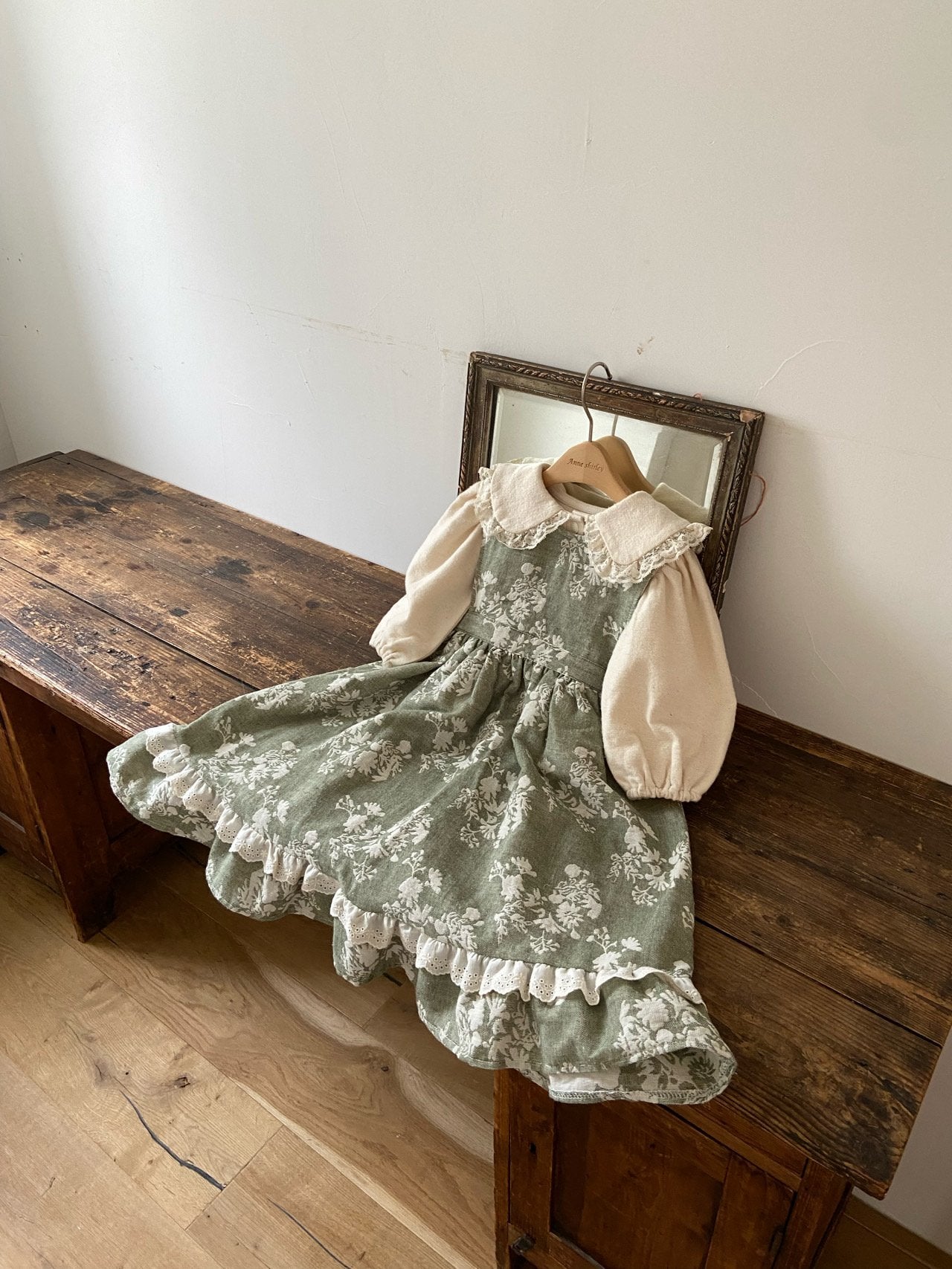 ［Anne shirley］Ollenly one-piece