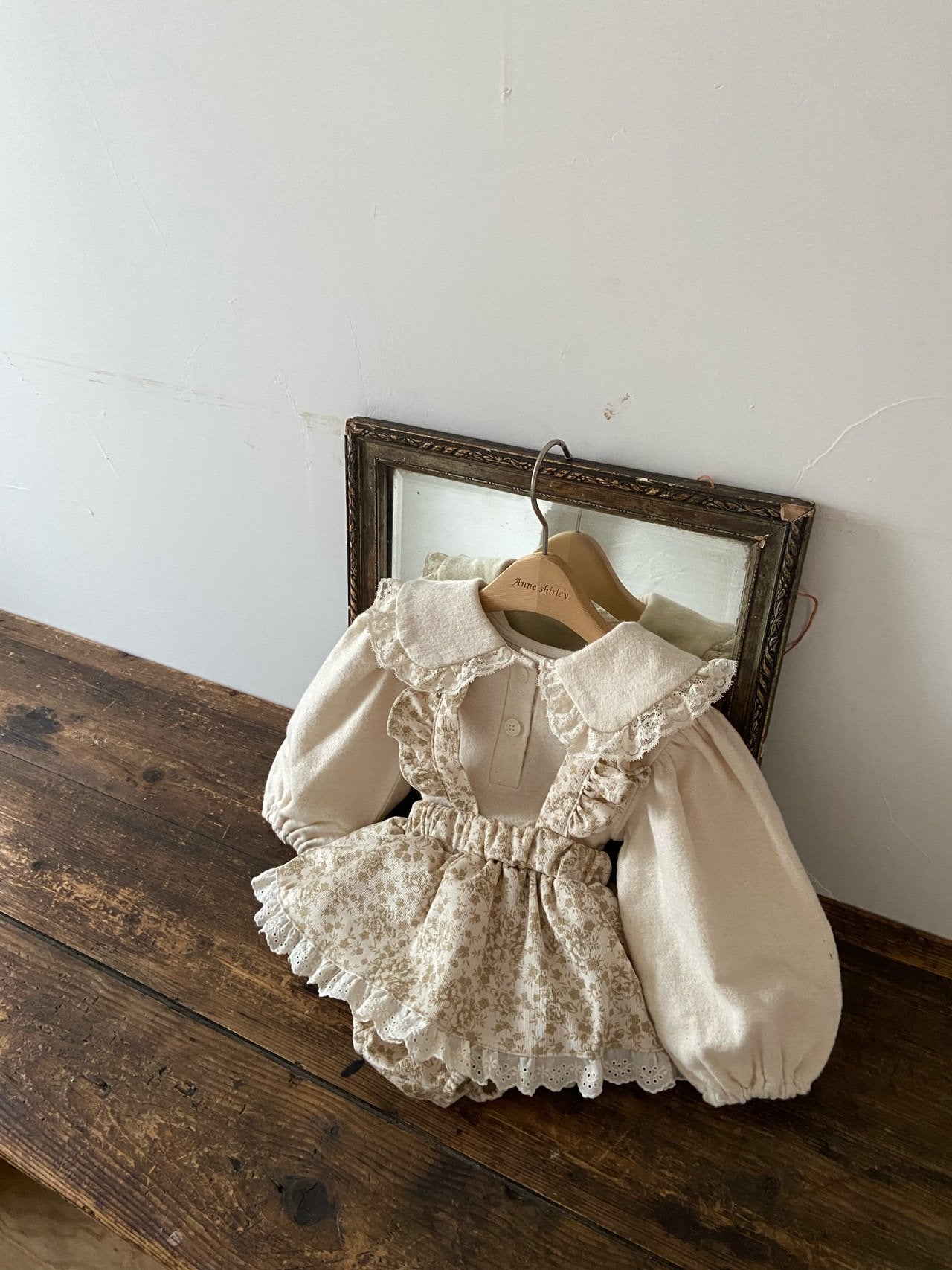 ［Anne shirley］Ollenly frill bloomer skirt