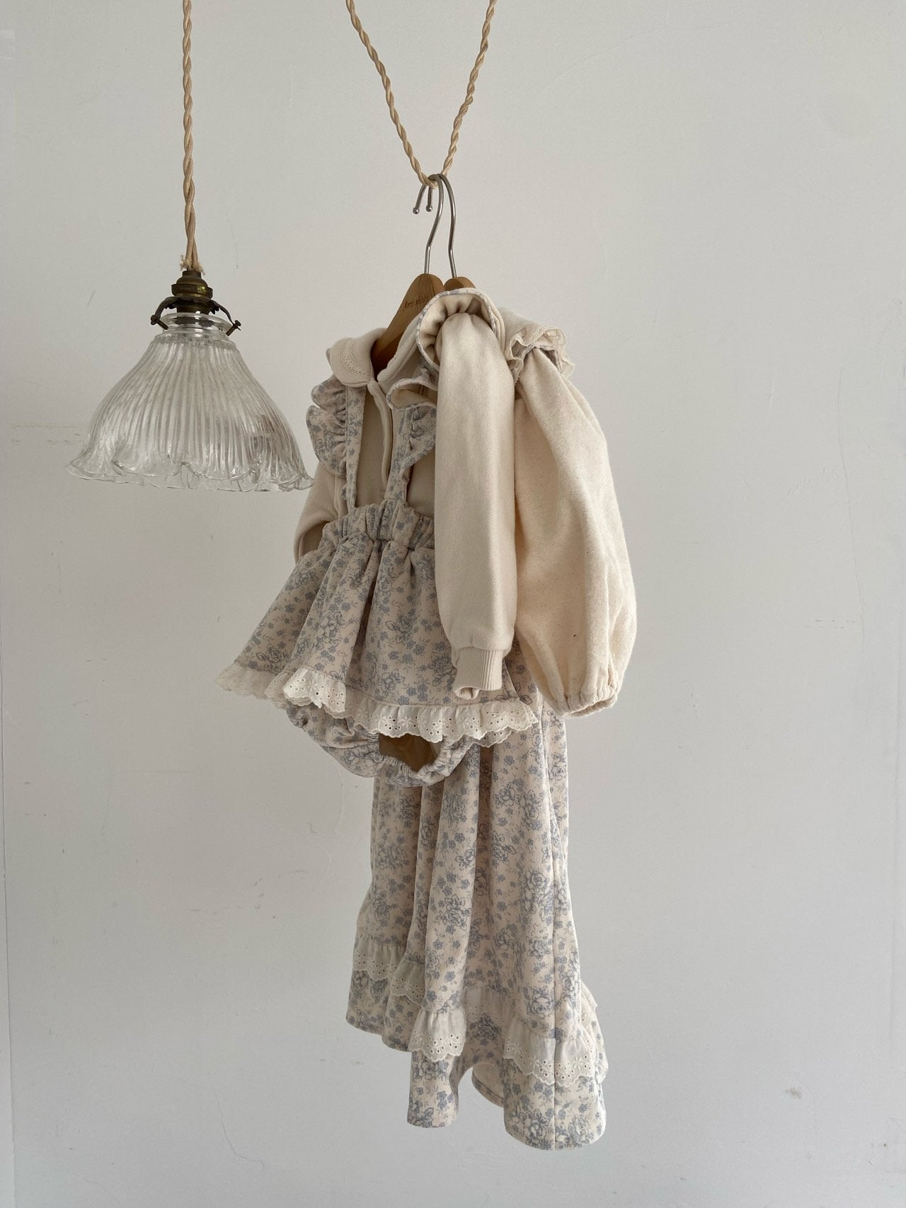 ［Anne shirley］Ollenly frill bloomer skirt
