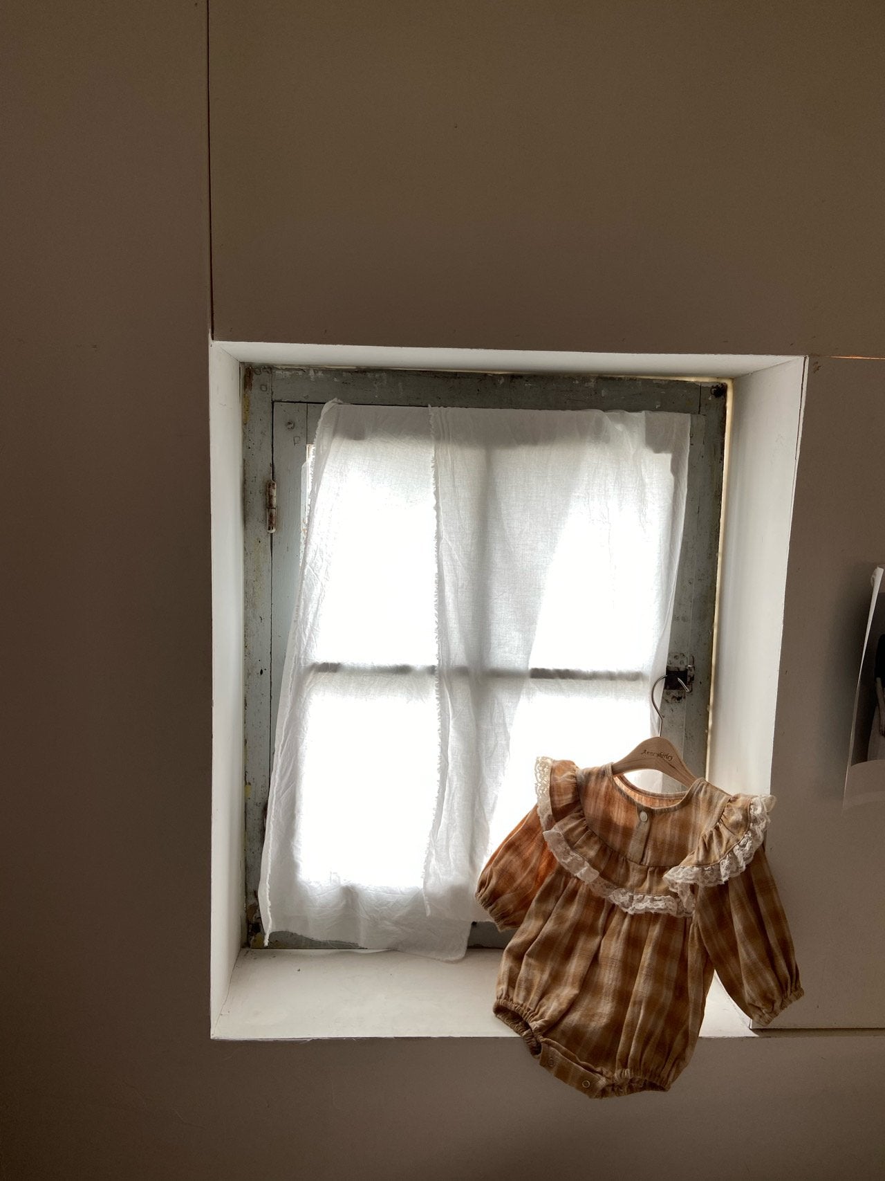 ［Anne shirley］Hiena check rompers