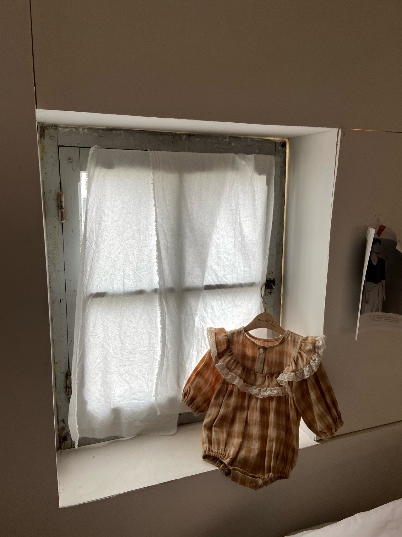 ［Anne shirley］Hiena check rompers