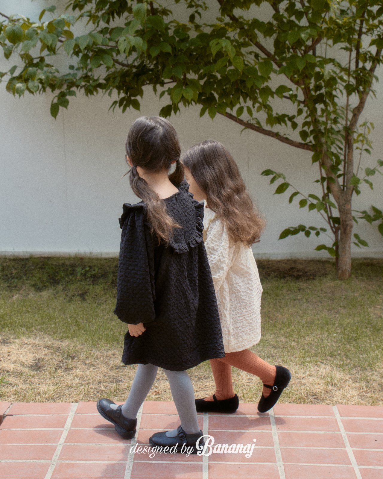 ［BANANAJ］Anju embroidery one-piece