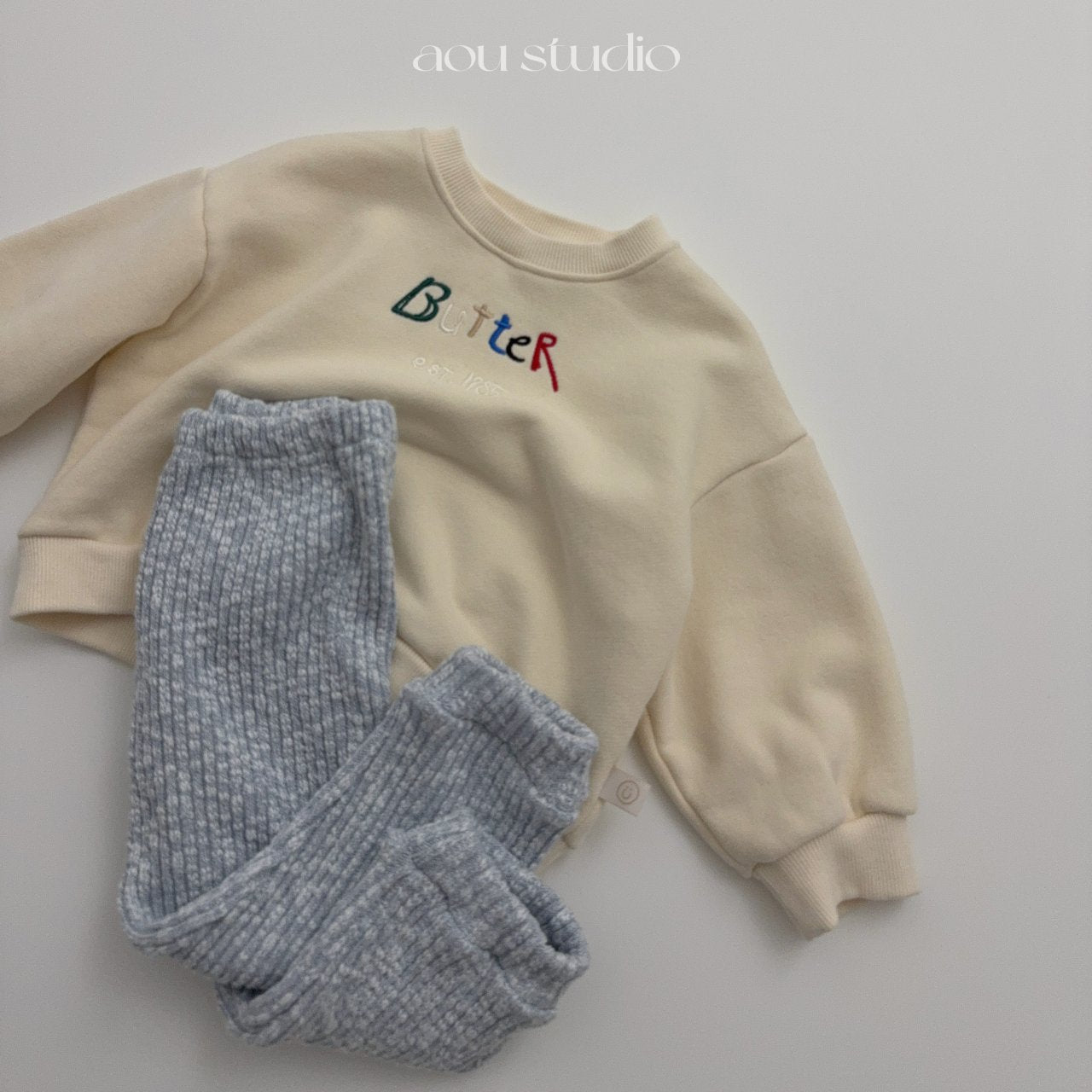 ［aou studio］Coy jogger pants