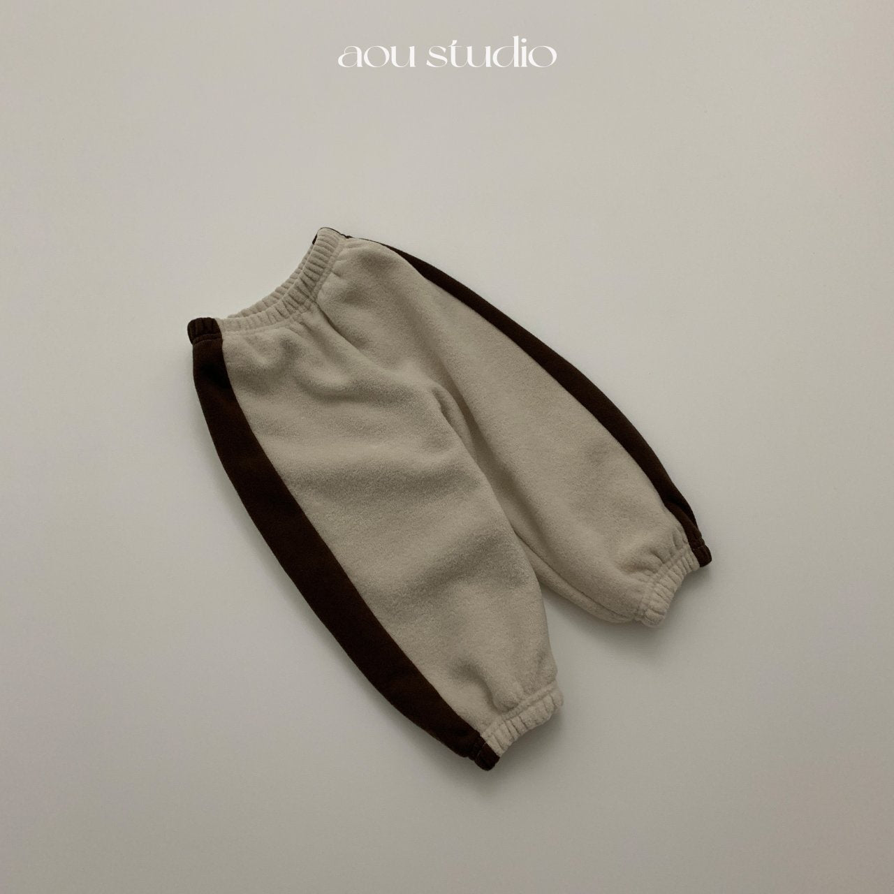 ［aou studio］Kawa jogger pants