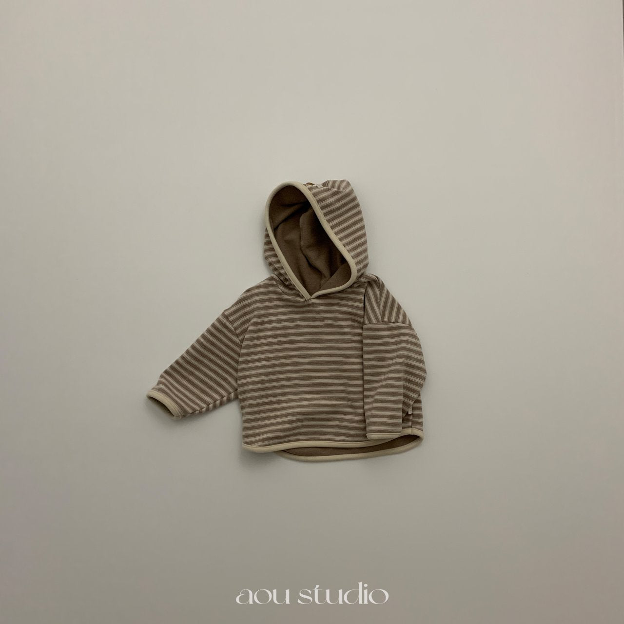 ［aou studio］Vanilla stripe hoodie