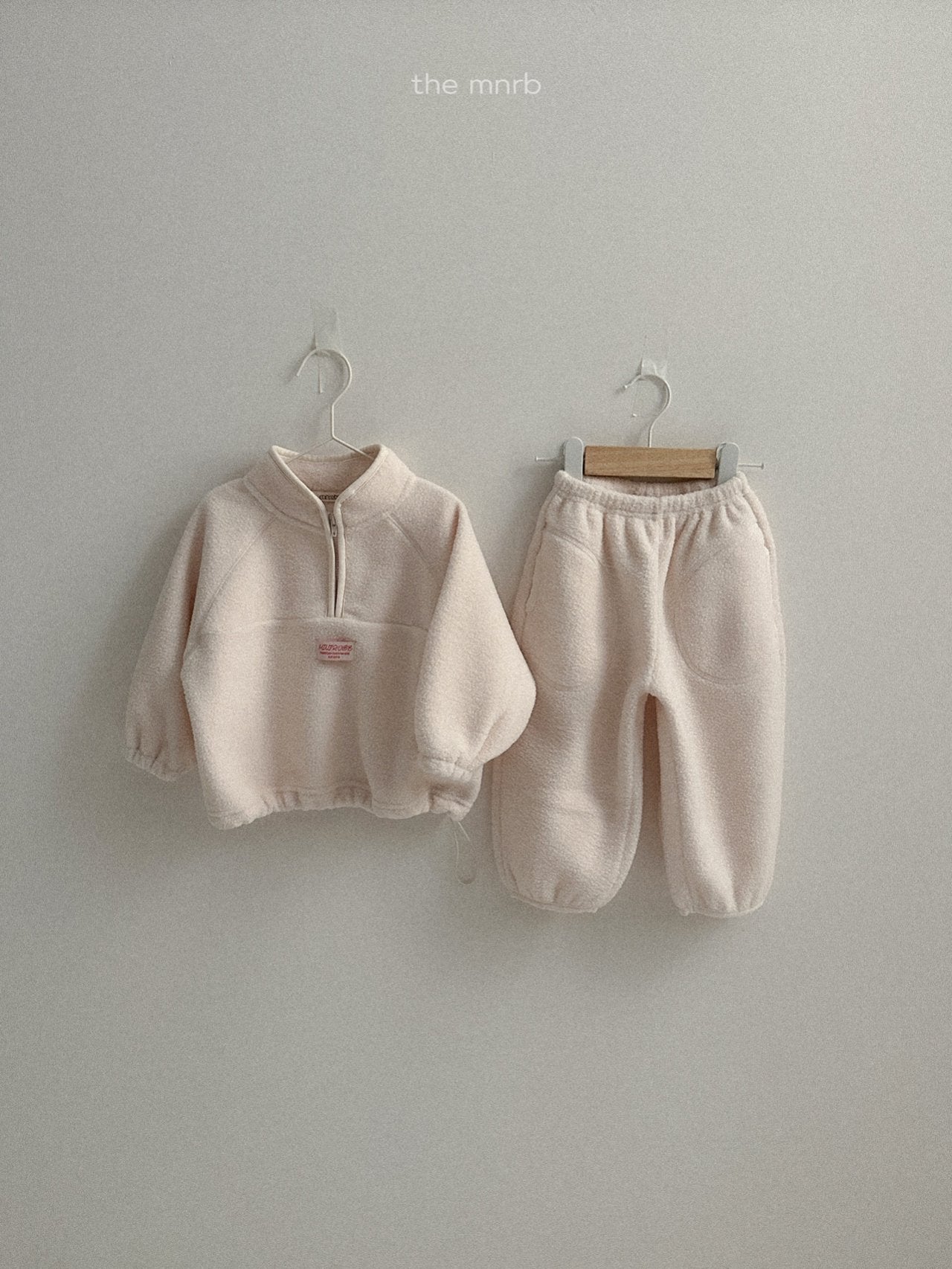 ［minirobe］King's fleece semi-jip-up