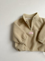 ［minirobe］King's fleece semi-jip-up