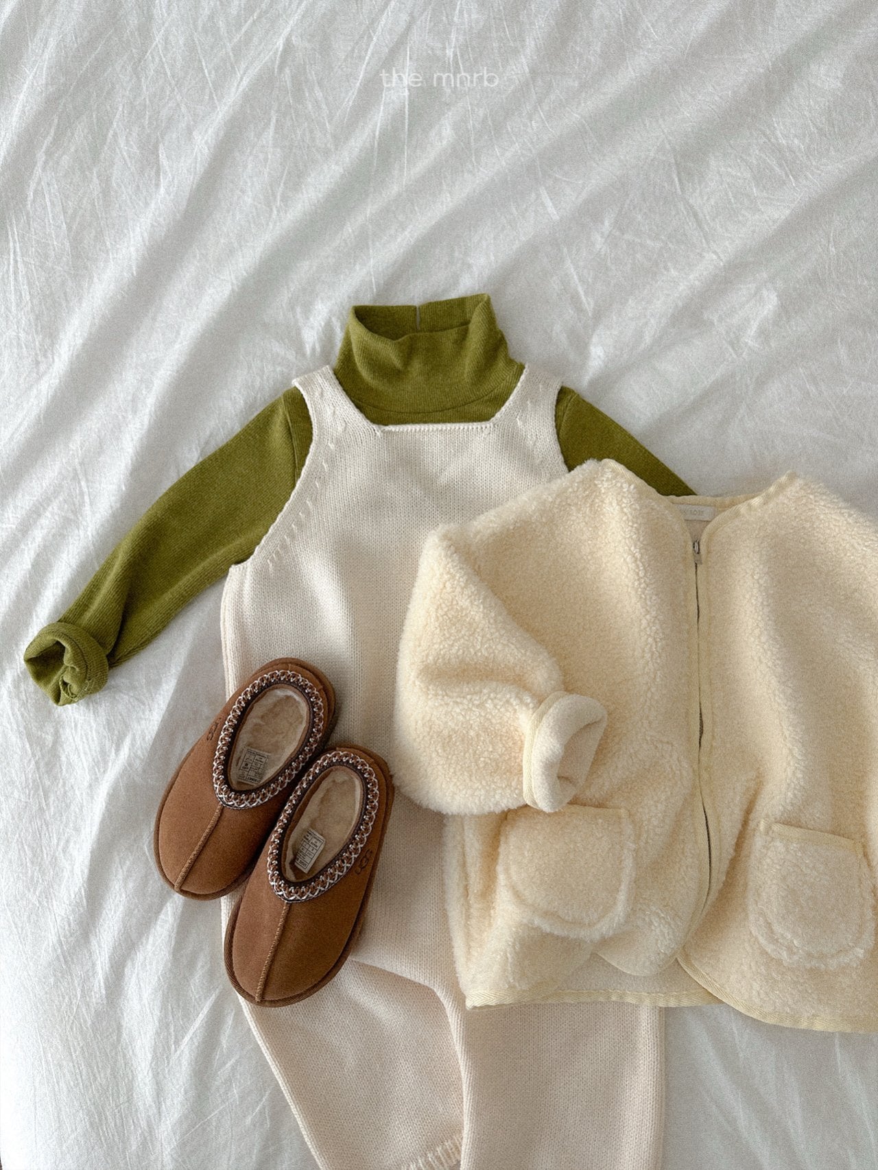 ［minirobe］Ribbed open turtleneck