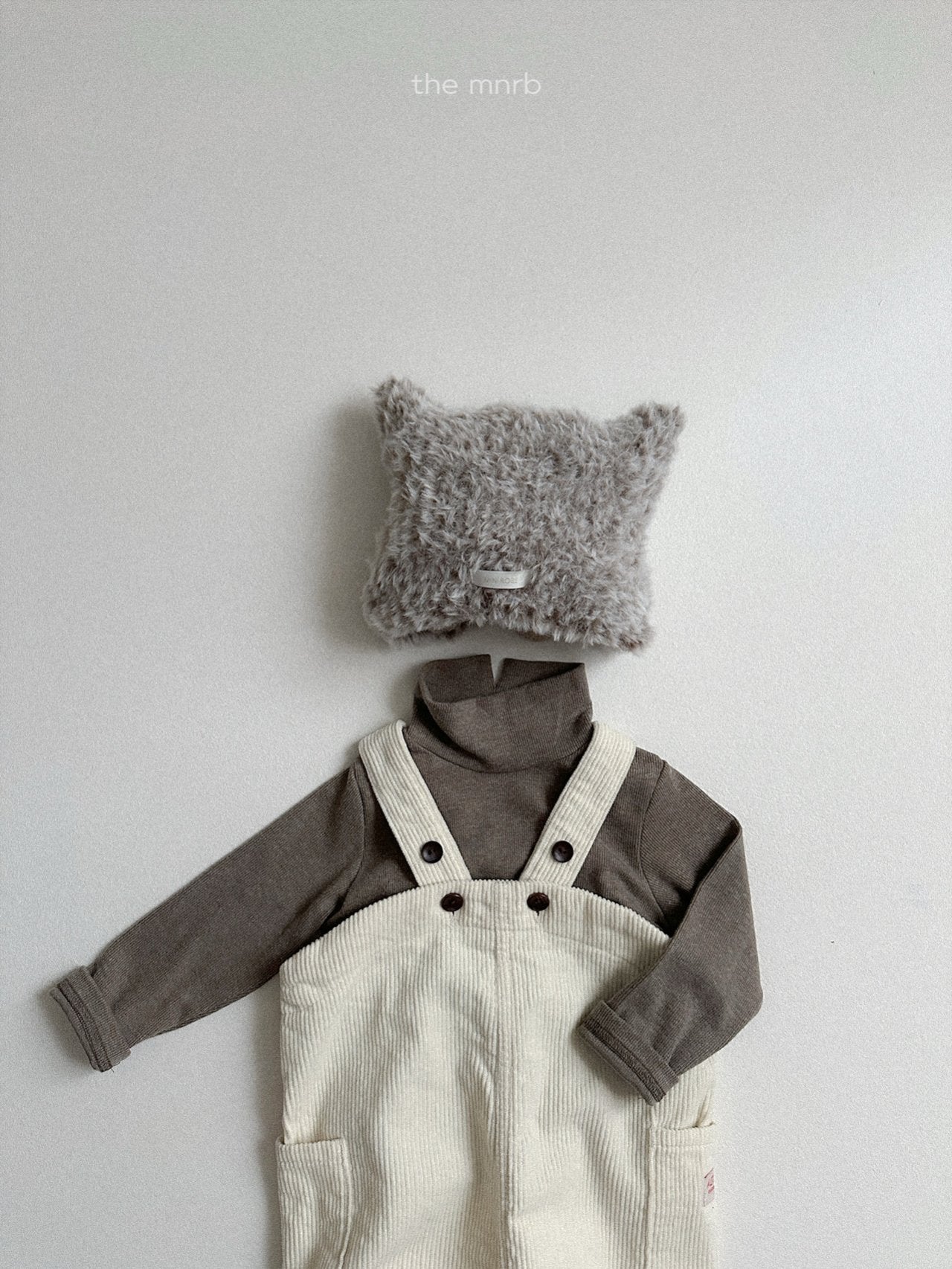 ［minirobe］Ribbed open turtleneck