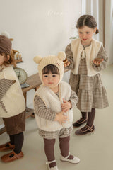 ［OREN］Bear fleece vest