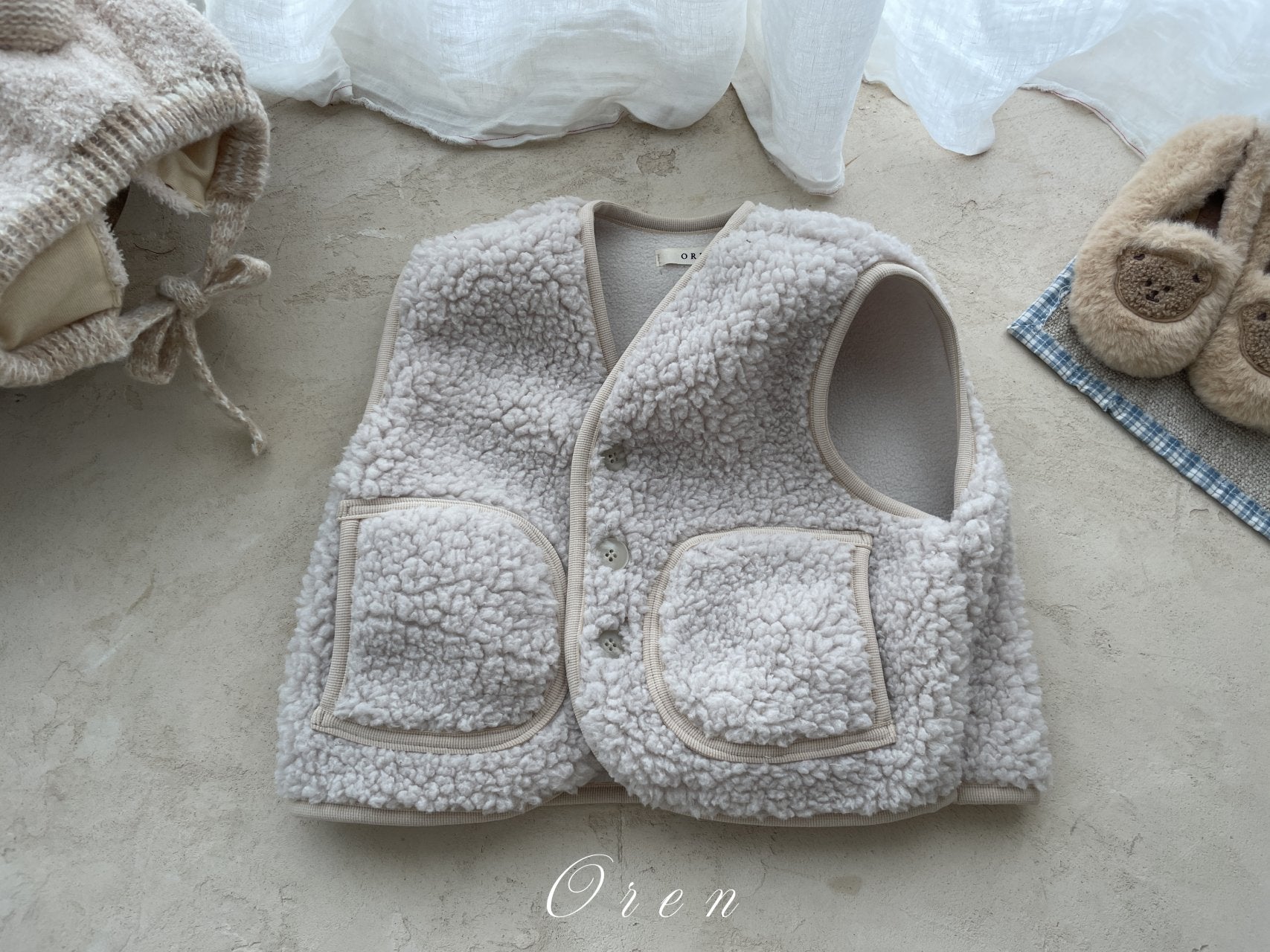 ［OREN］Bear fleece vest