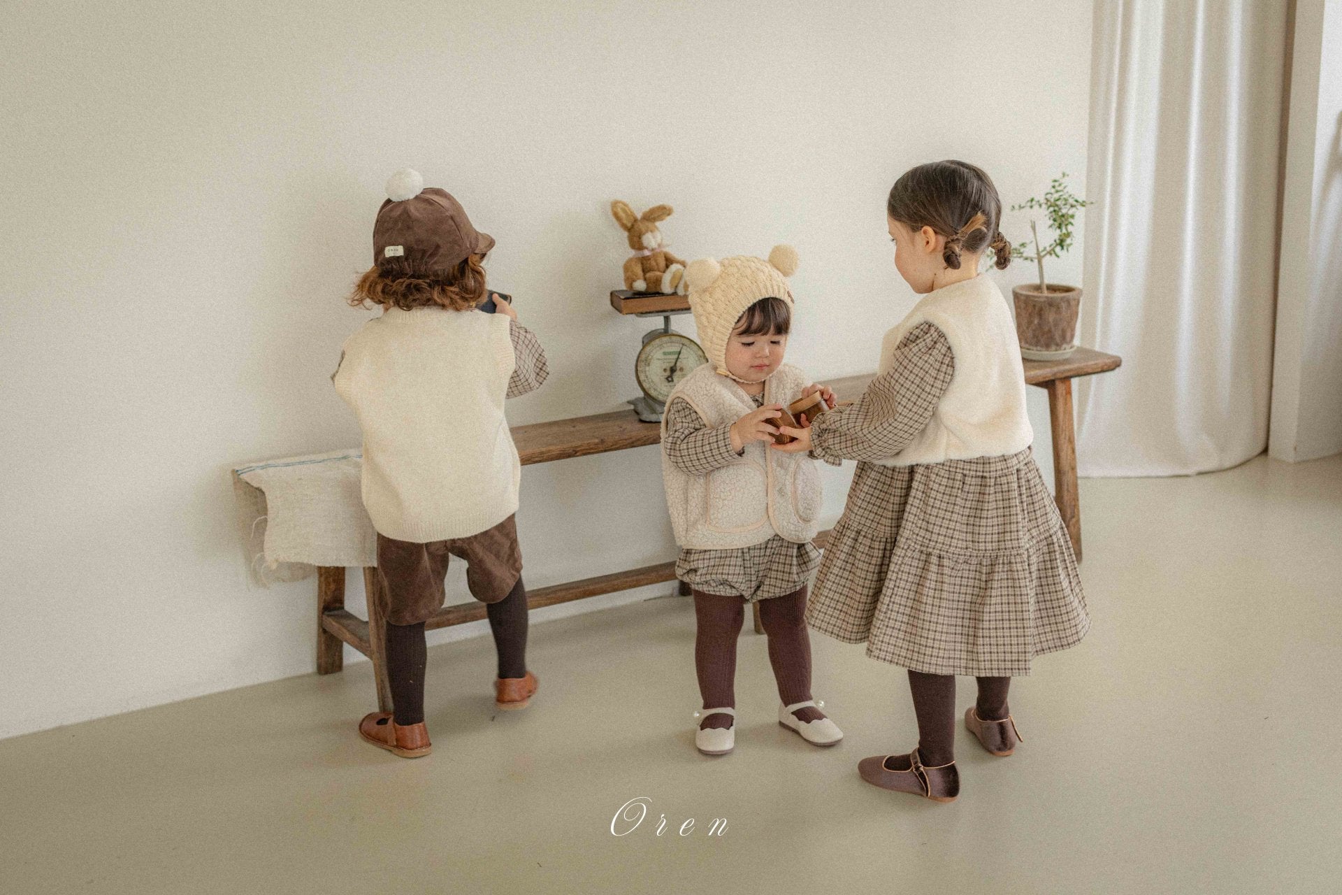 ［OREN］Brioche check rompers