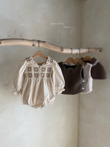 ［Anne shirley］Jasmine rompers