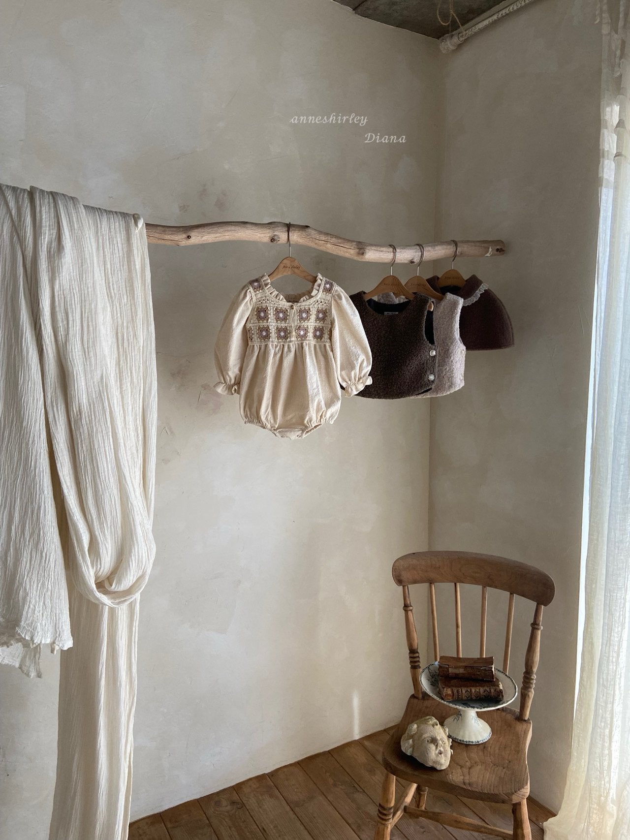 ［Anne shirley］Jasmine rompers