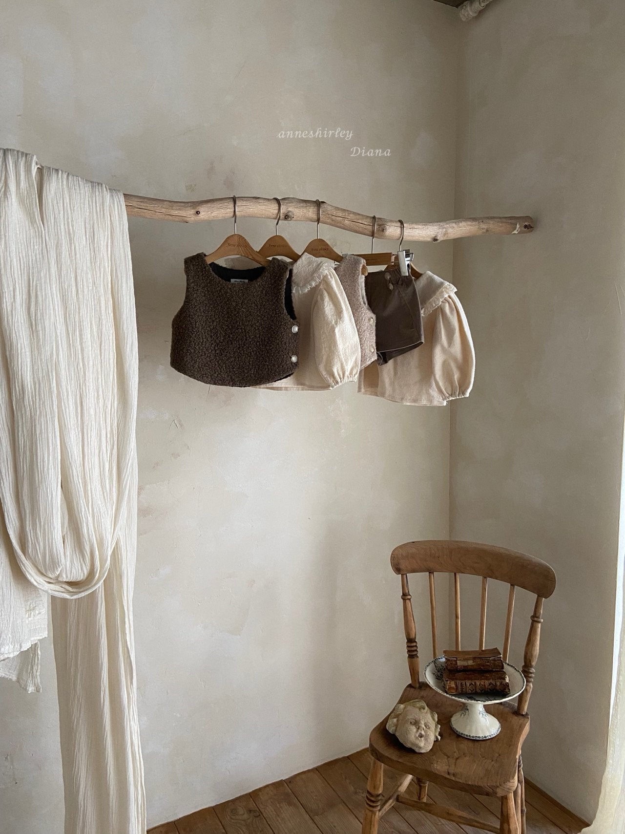 ［Anne shirley］Rose bichon vest