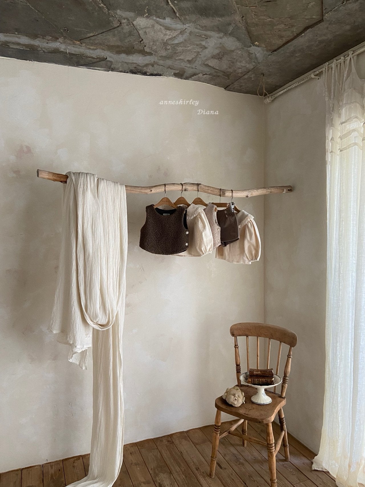 ［Anne shirley］Rose bichon vest