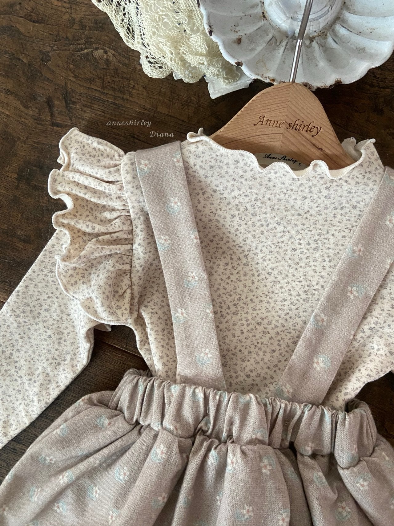 ［Anne shirley］Candy frill tops