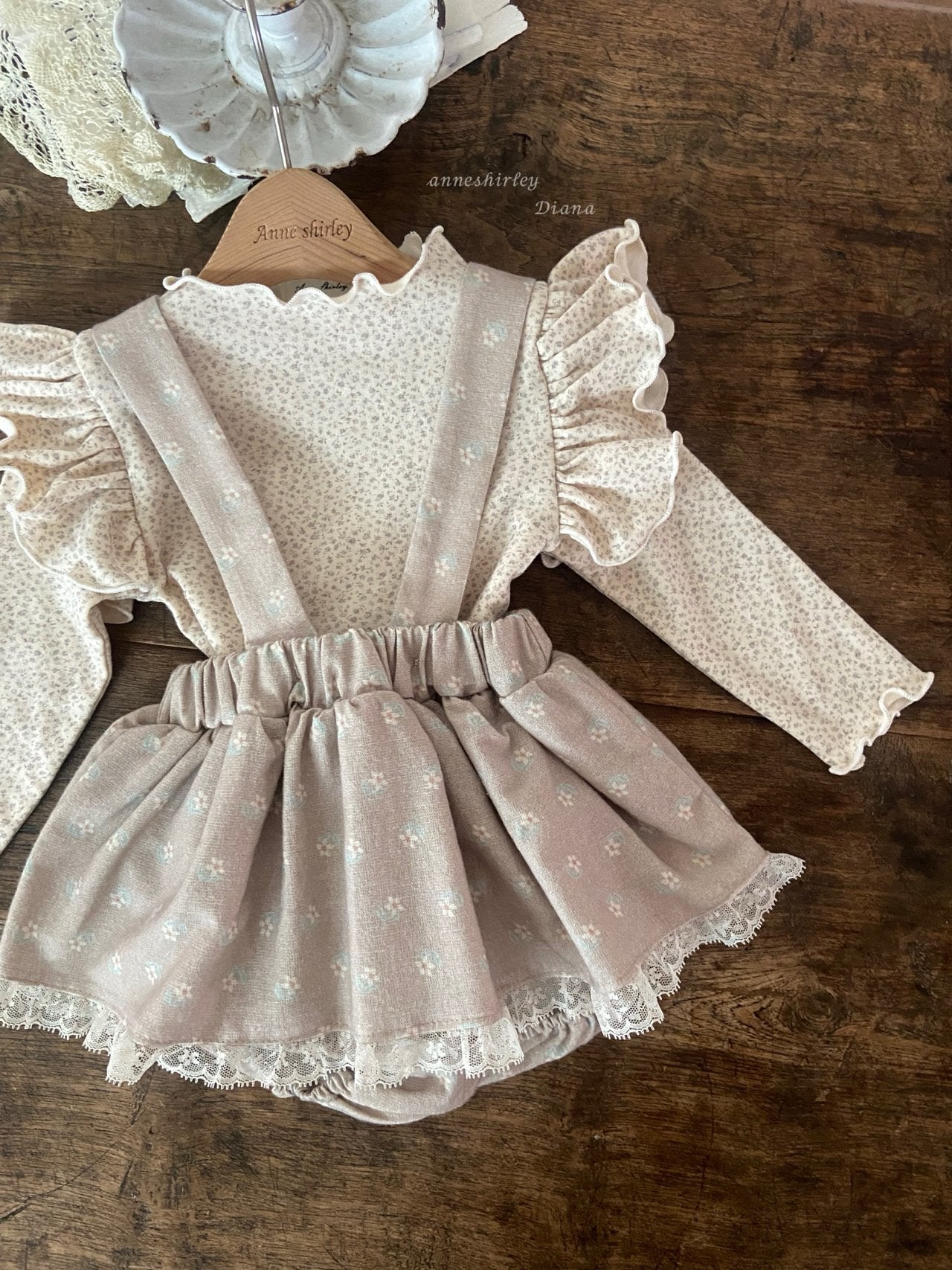 ［Anne shirley］Candy frill tops
