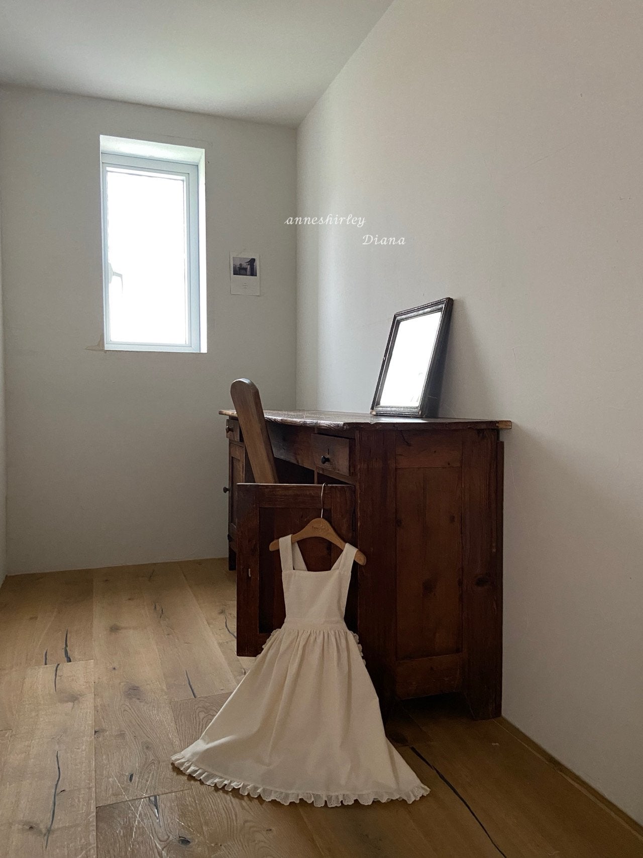 ［Anne shirley］Prague apron one-piece