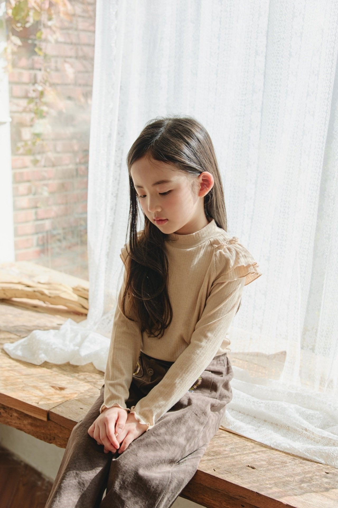 ［mon Atelier］Shoulder frill tops