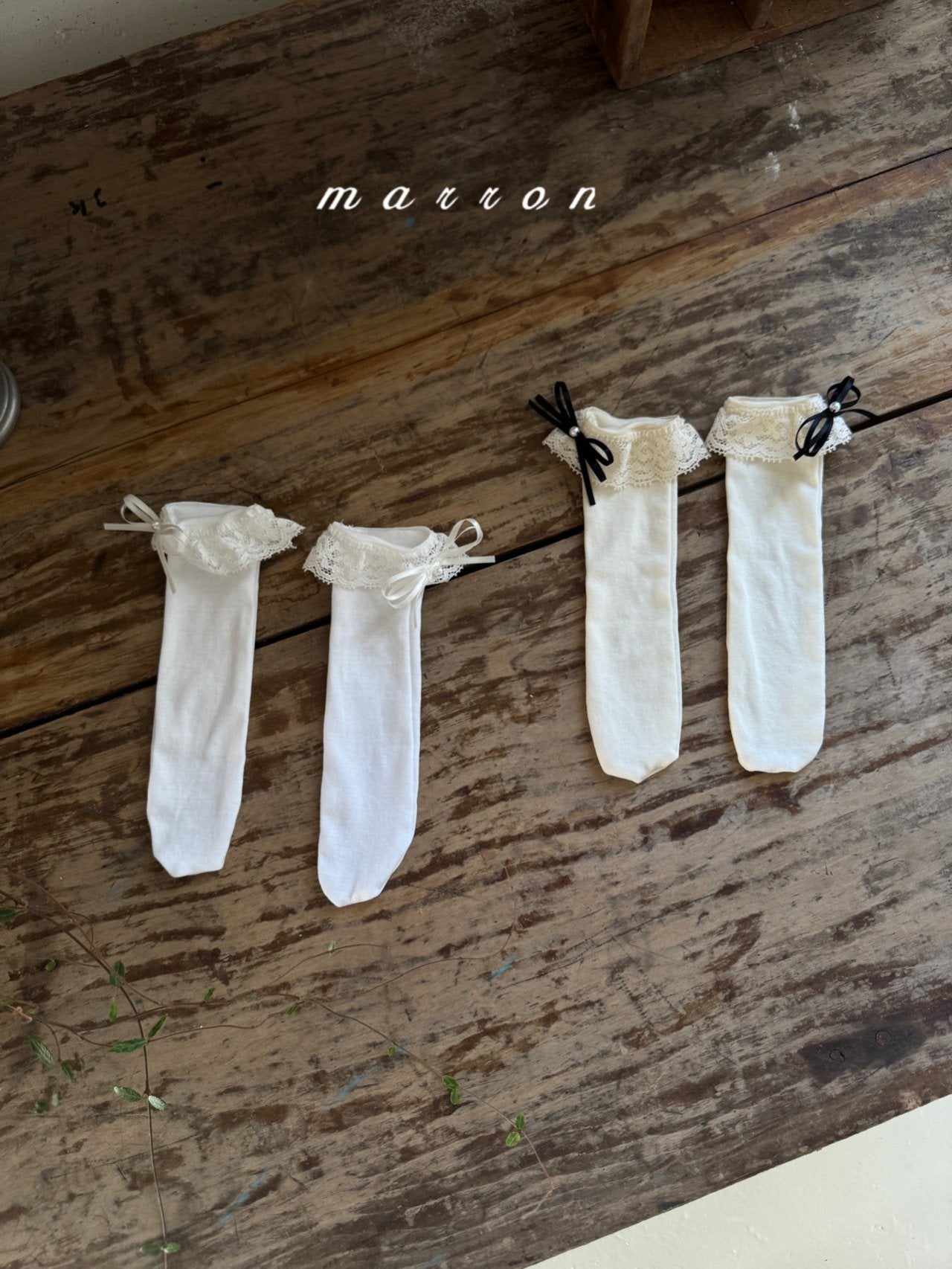 ［marron］Ribbon socks