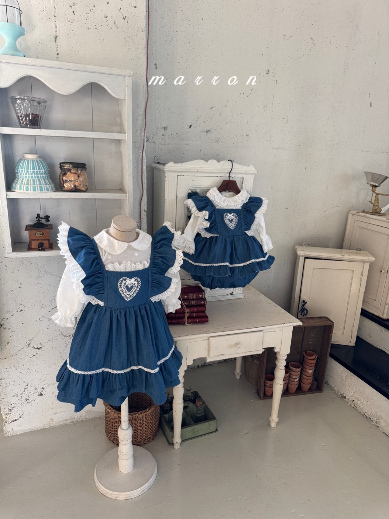 ［marron］Heart frill lace rompers
