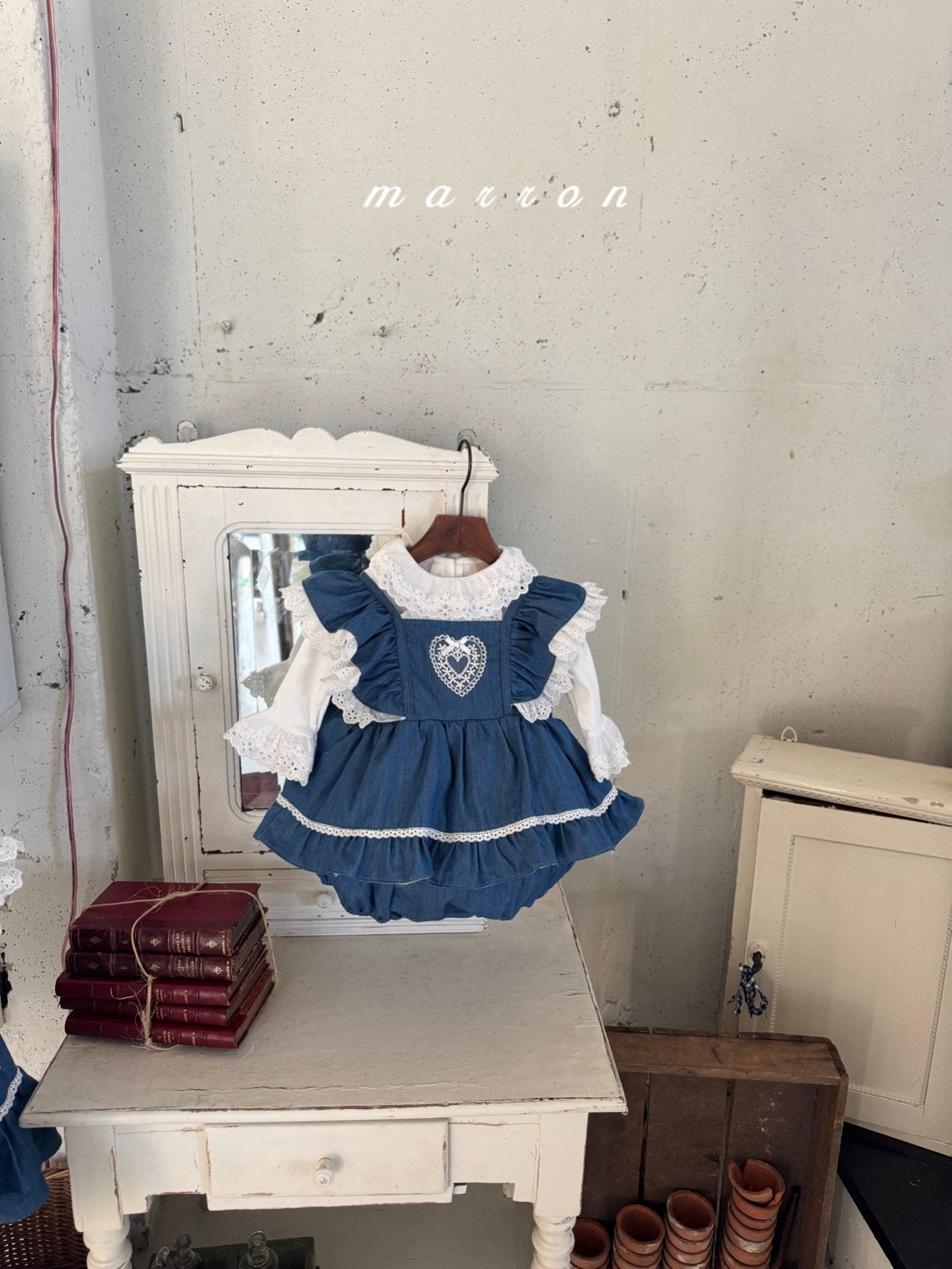 ［marron］Heart frill lace rompers