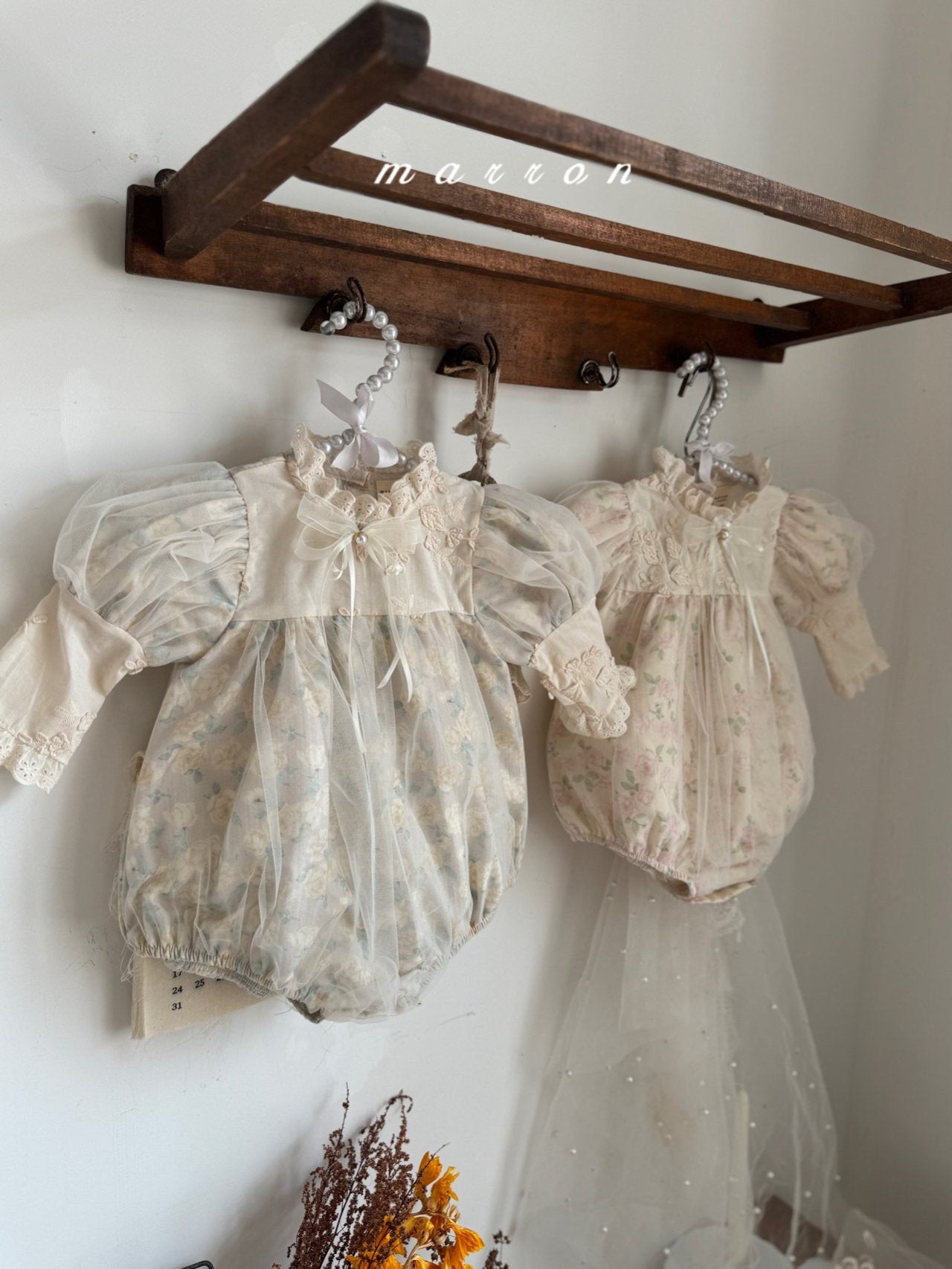 ［marron］Rosa organza puff rompers