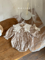 ［marron］Petit ribbon collar rompers