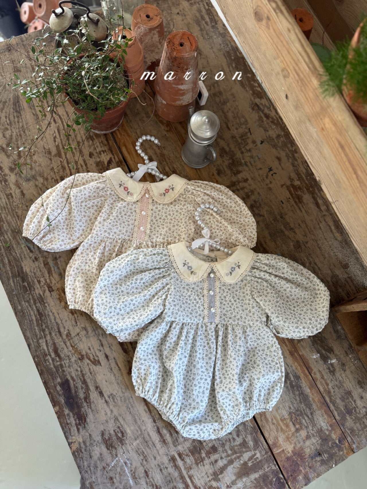 ［marron］Mimosa flower collar rompers