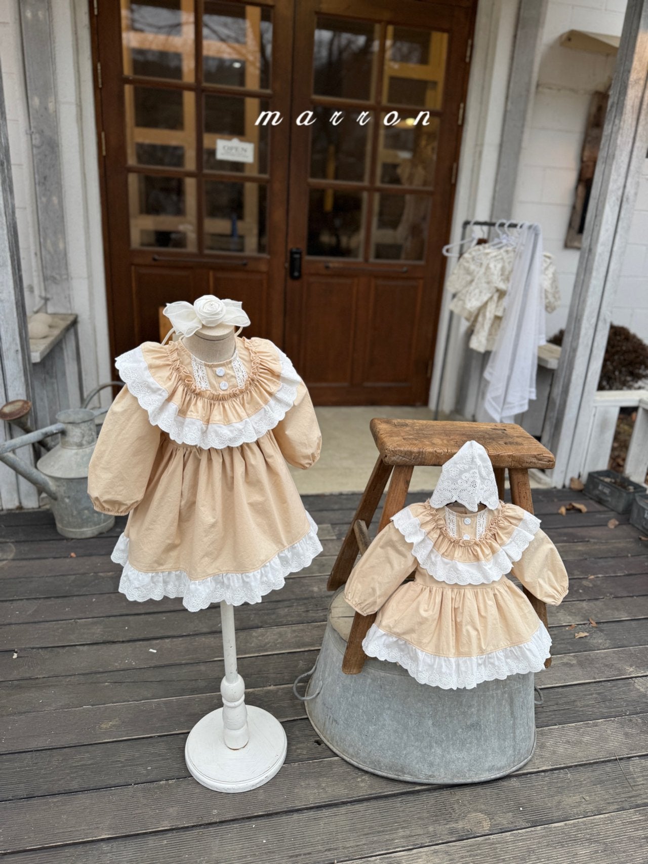 ［marron］Aness lace rompers