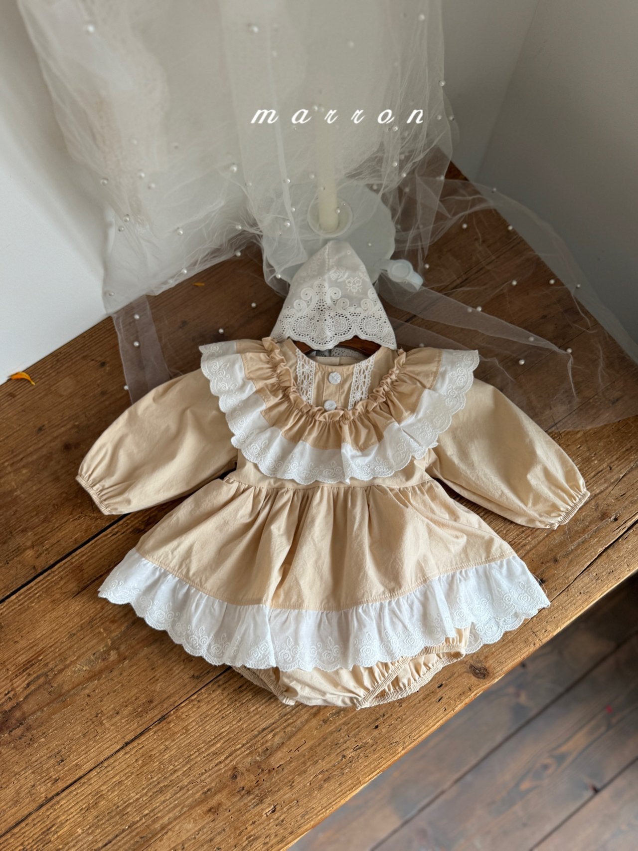 ［marron］Aness lace rompers