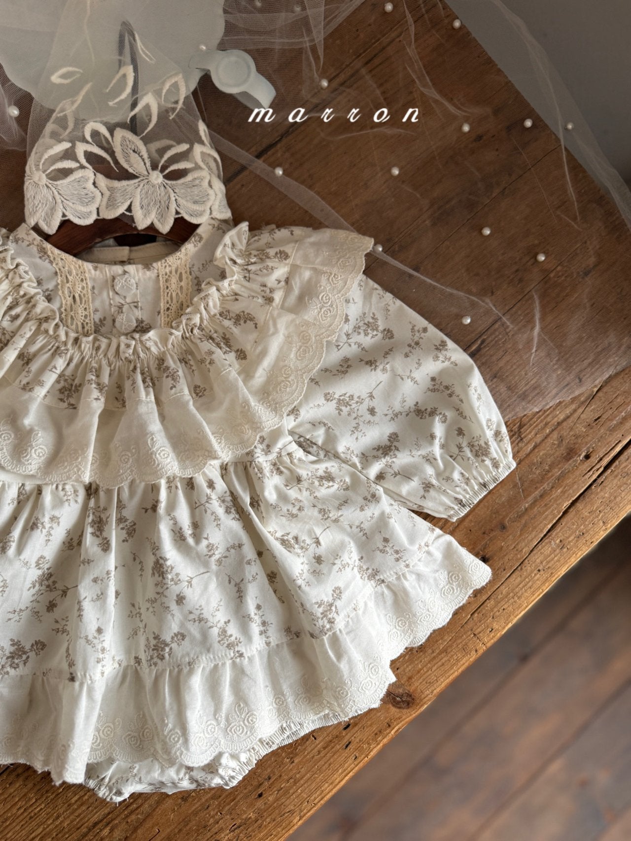 ［marron］Aness flower rompers