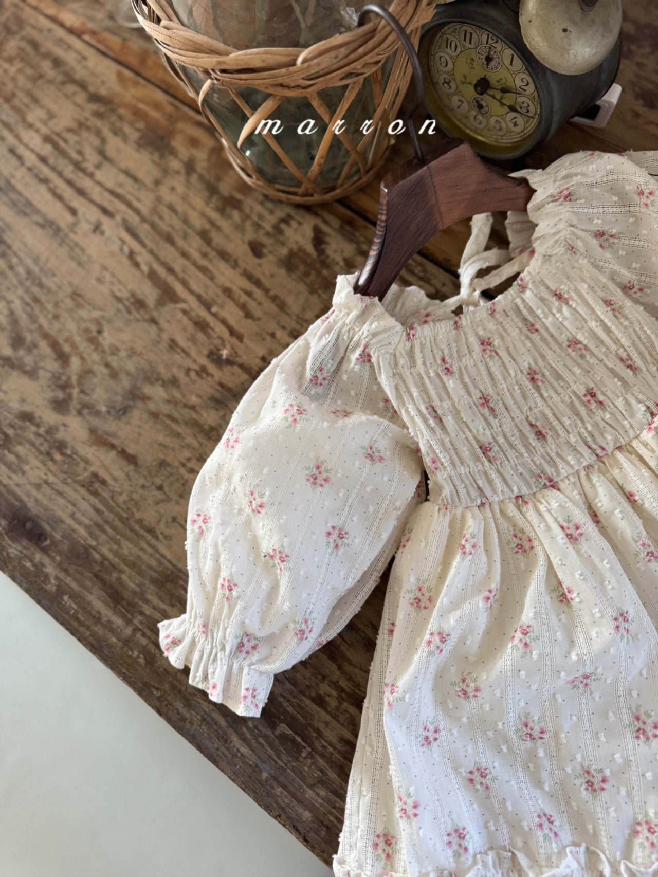 ［marron］Spring flower one-piece