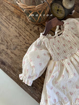 ［marron］Spring flower one-piece