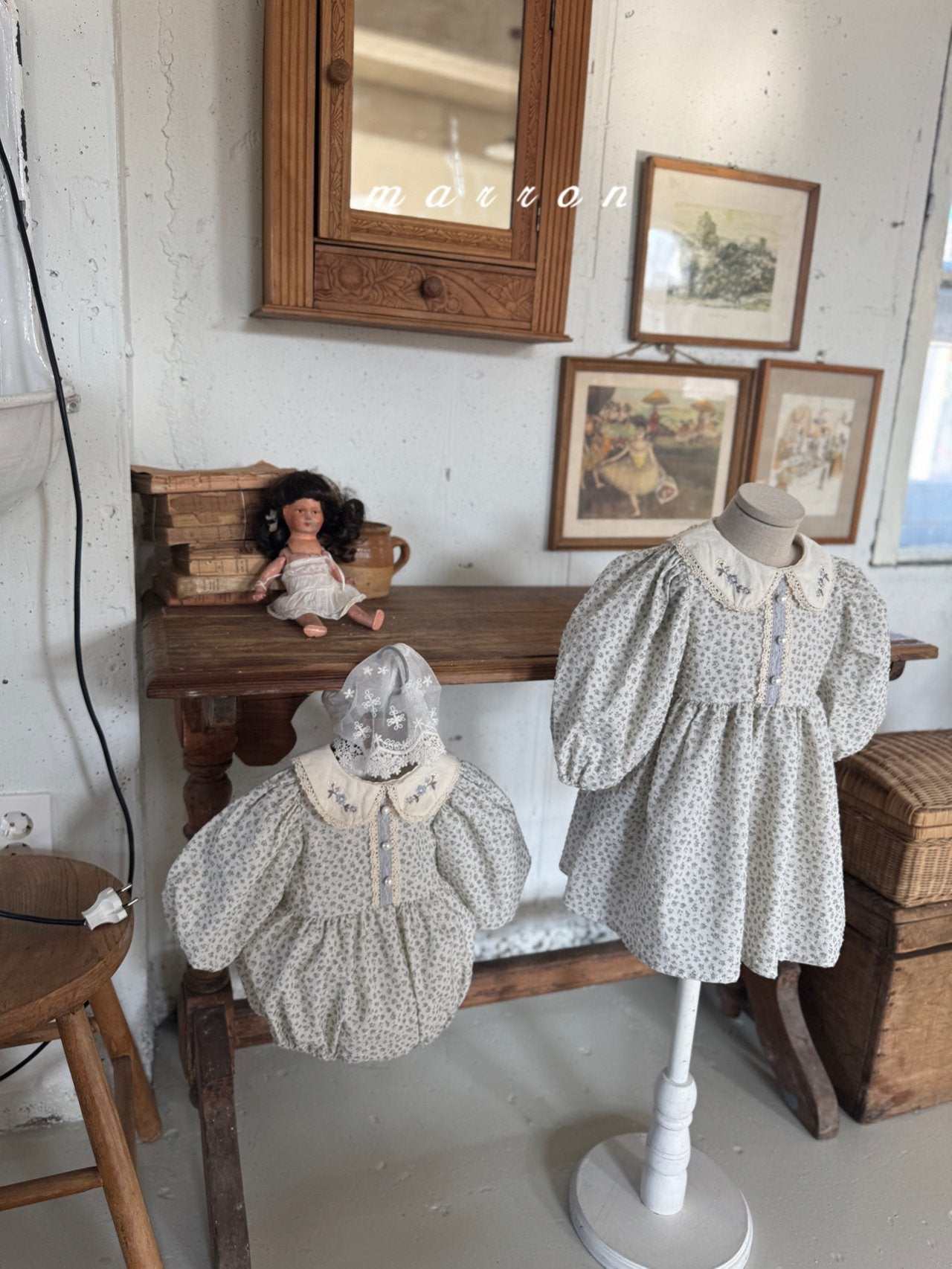 ［marron］Mimosa flower collar one-piece