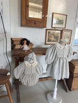 ［marron］Mimosa flower collar one-piece