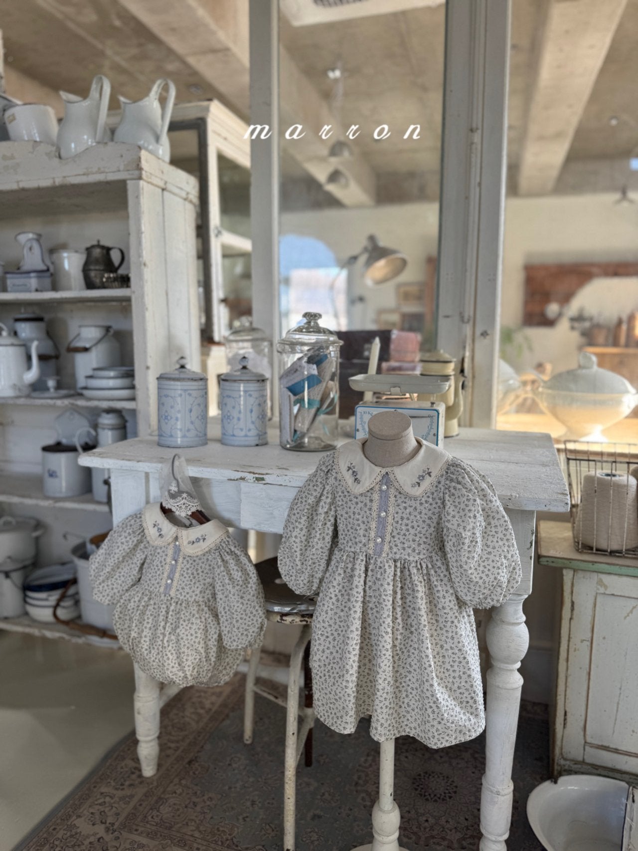 ［marron］Mimosa flower collar one-piece