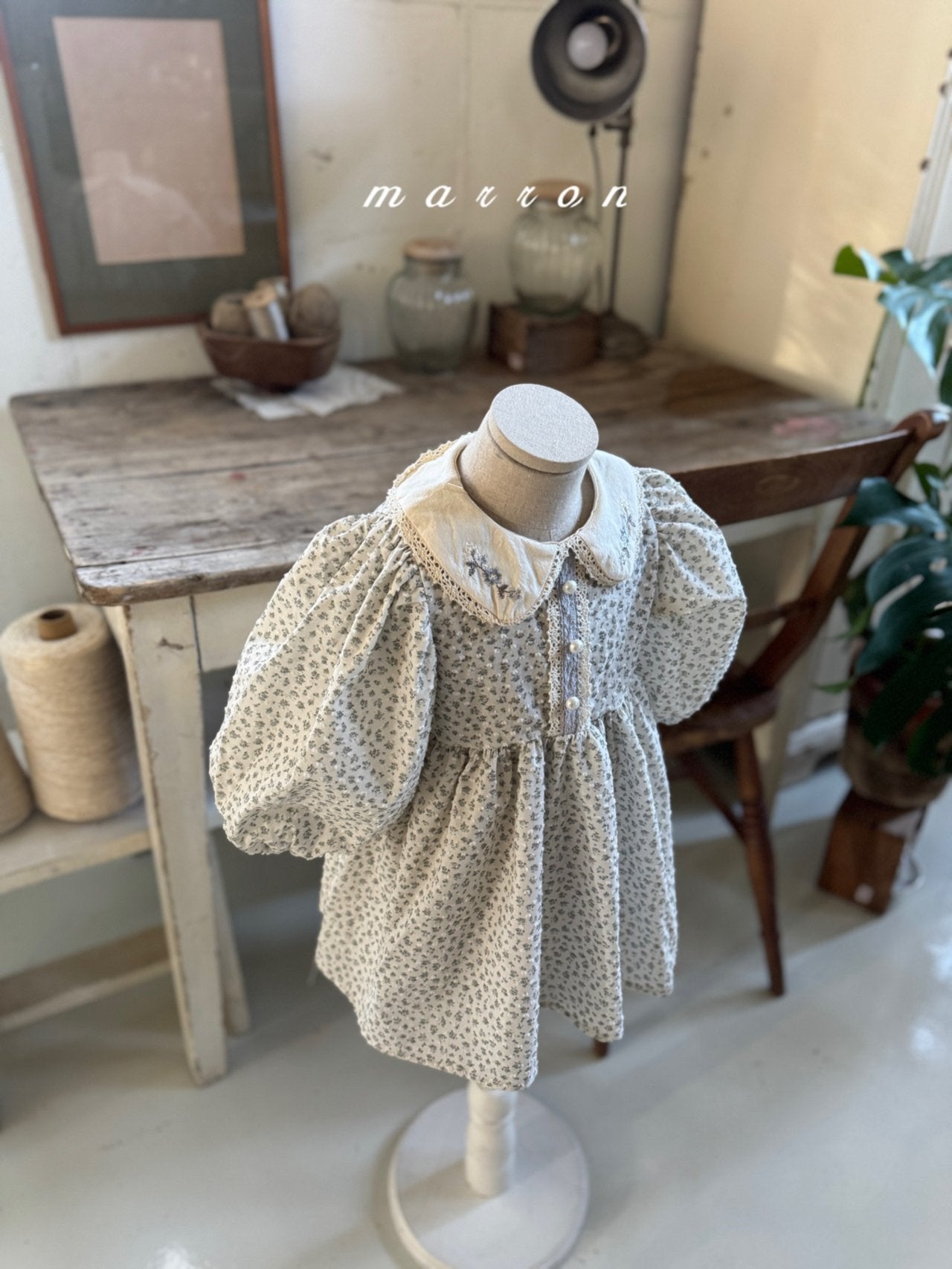 ［marron］Mimosa flower collar one-piece