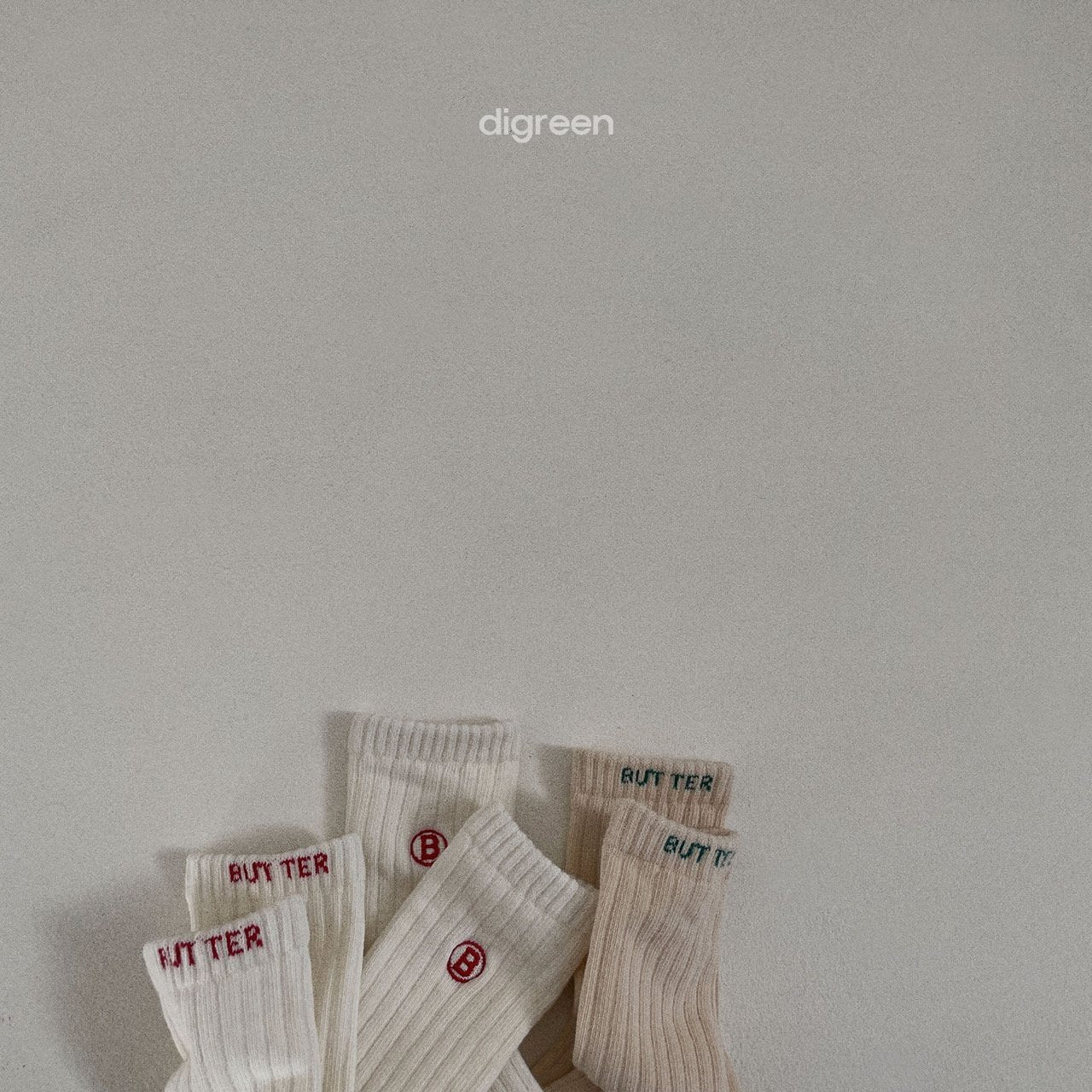 ［digreen］Butter socks set